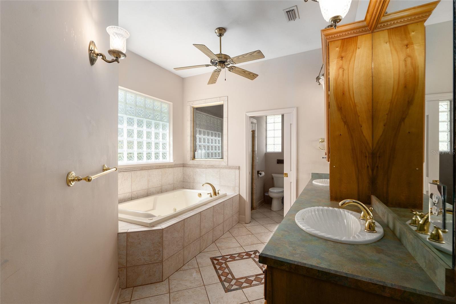 Image 27 of 62 For 4115 37th Terrace