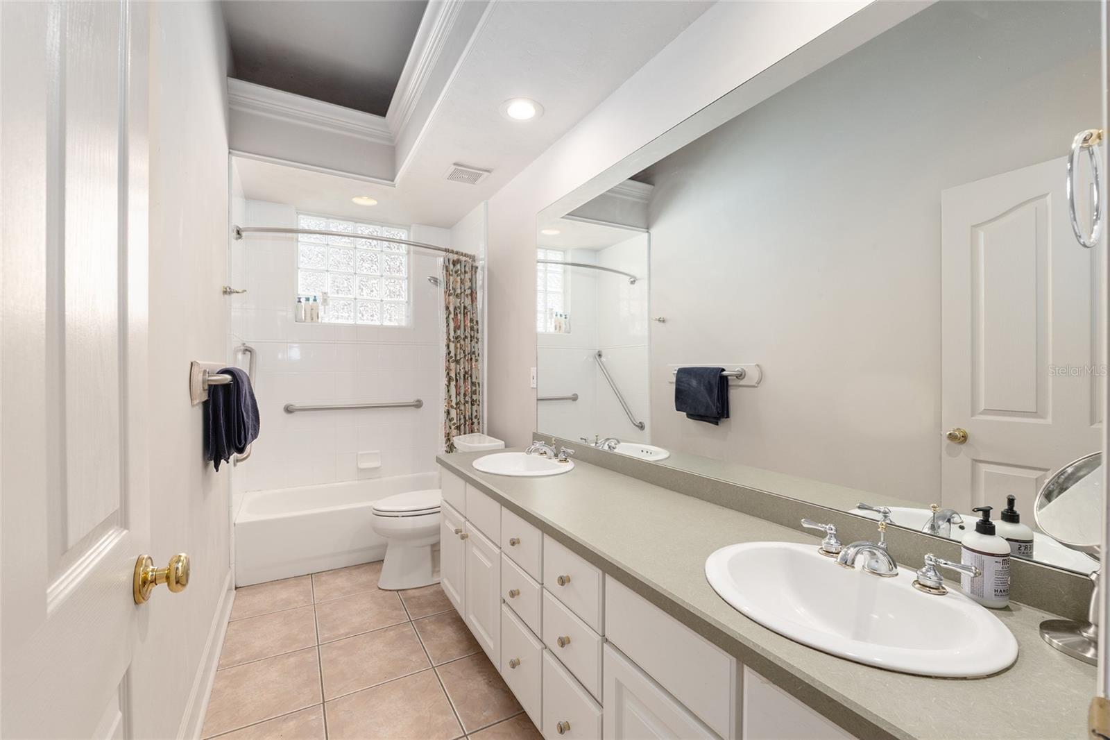 Image 34 of 62 For 4115 37th Terrace