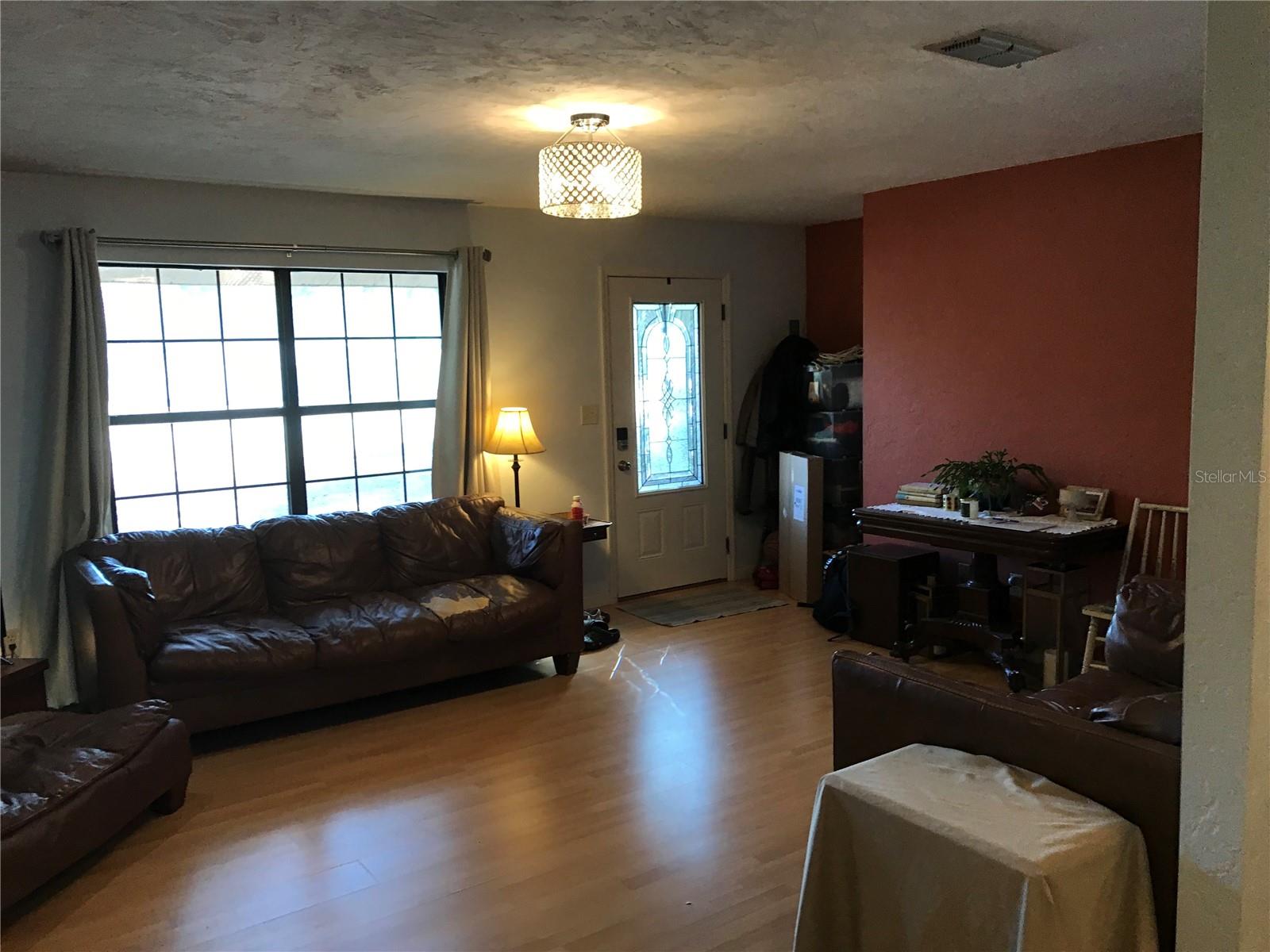 Image 10 of 24 For 10814 89th Court