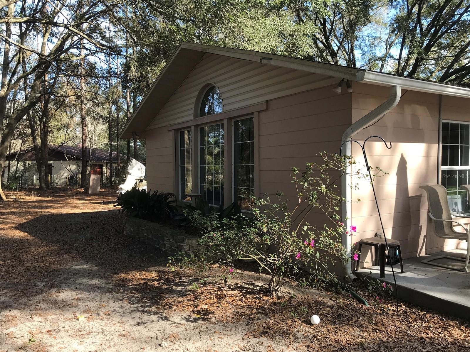 Image 6 of 24 For 10814 89th Court