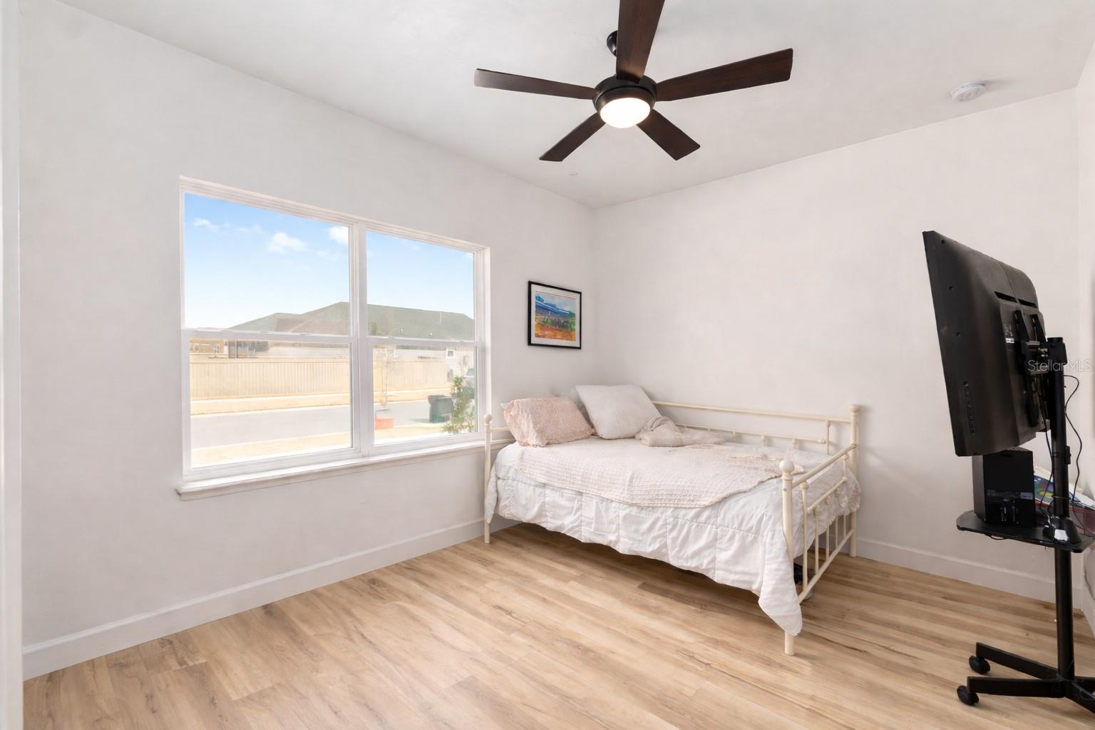 Image 41 of 66 For 1759 67th Circle