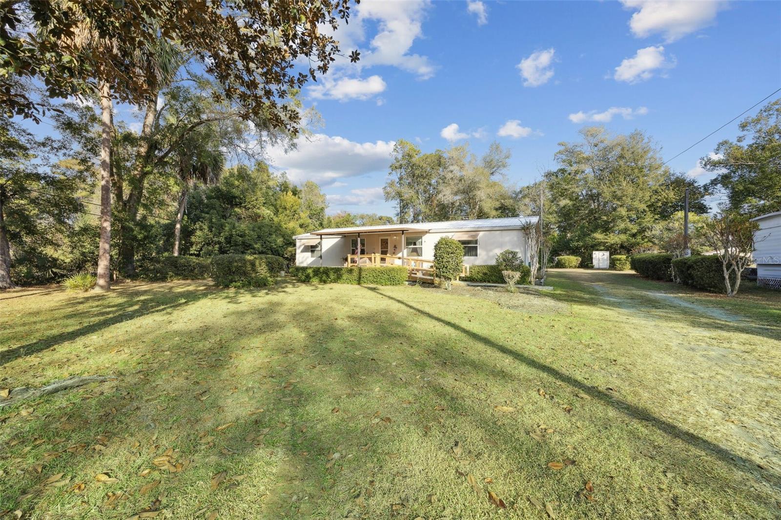 Details for 100 Waterway Avenue, SATSUMA, FL 32189