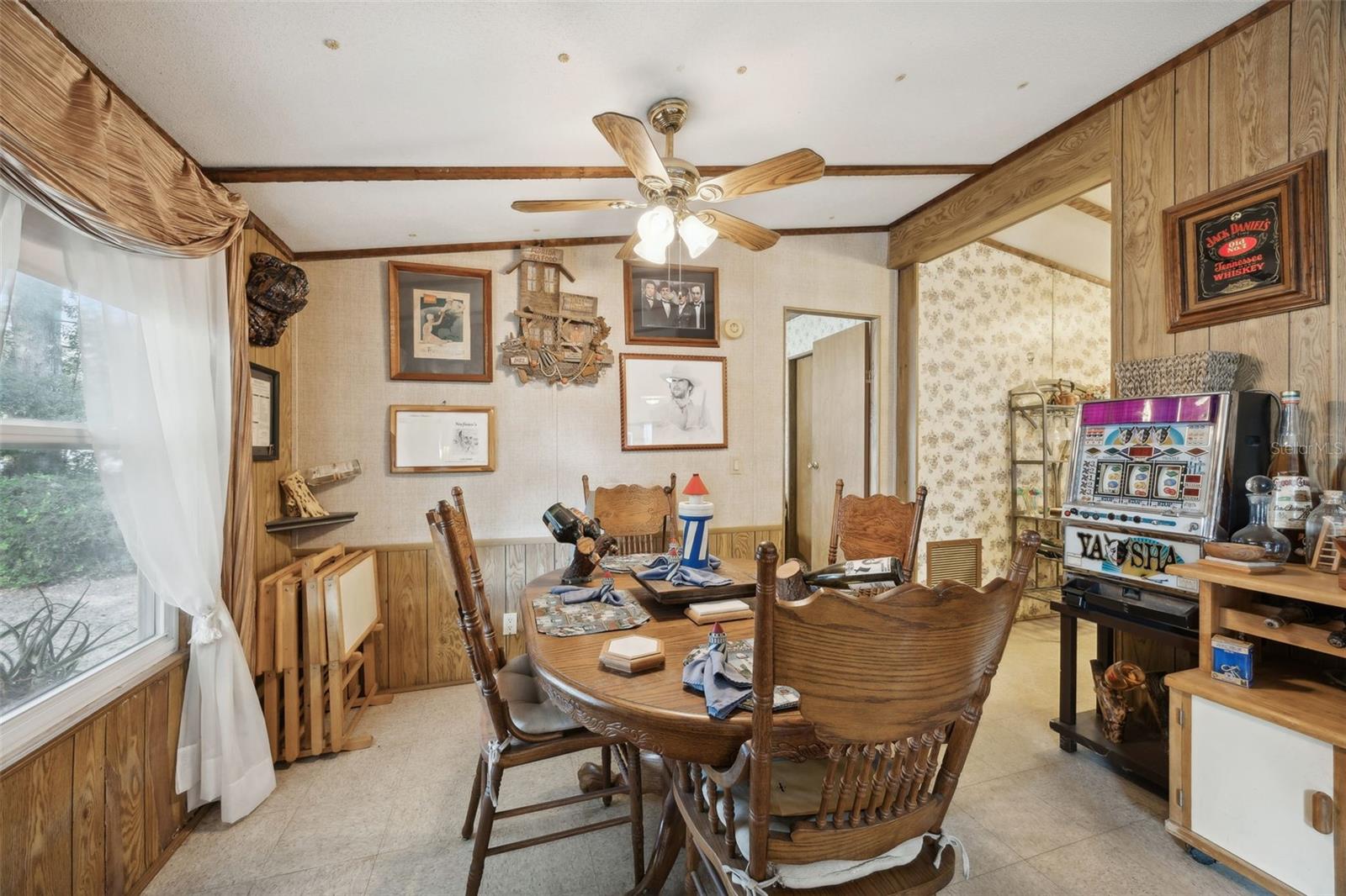 Image 6 of 23 For 100 Waterway Avenue