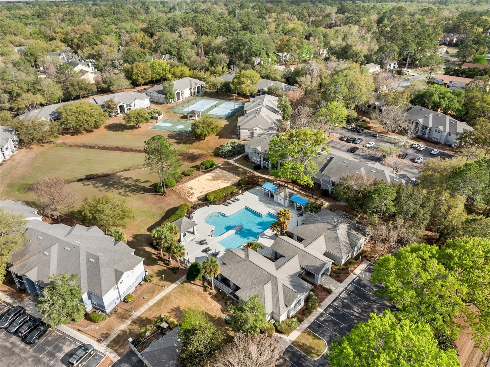 Image 21 of 27 For 3705 27th Street 615