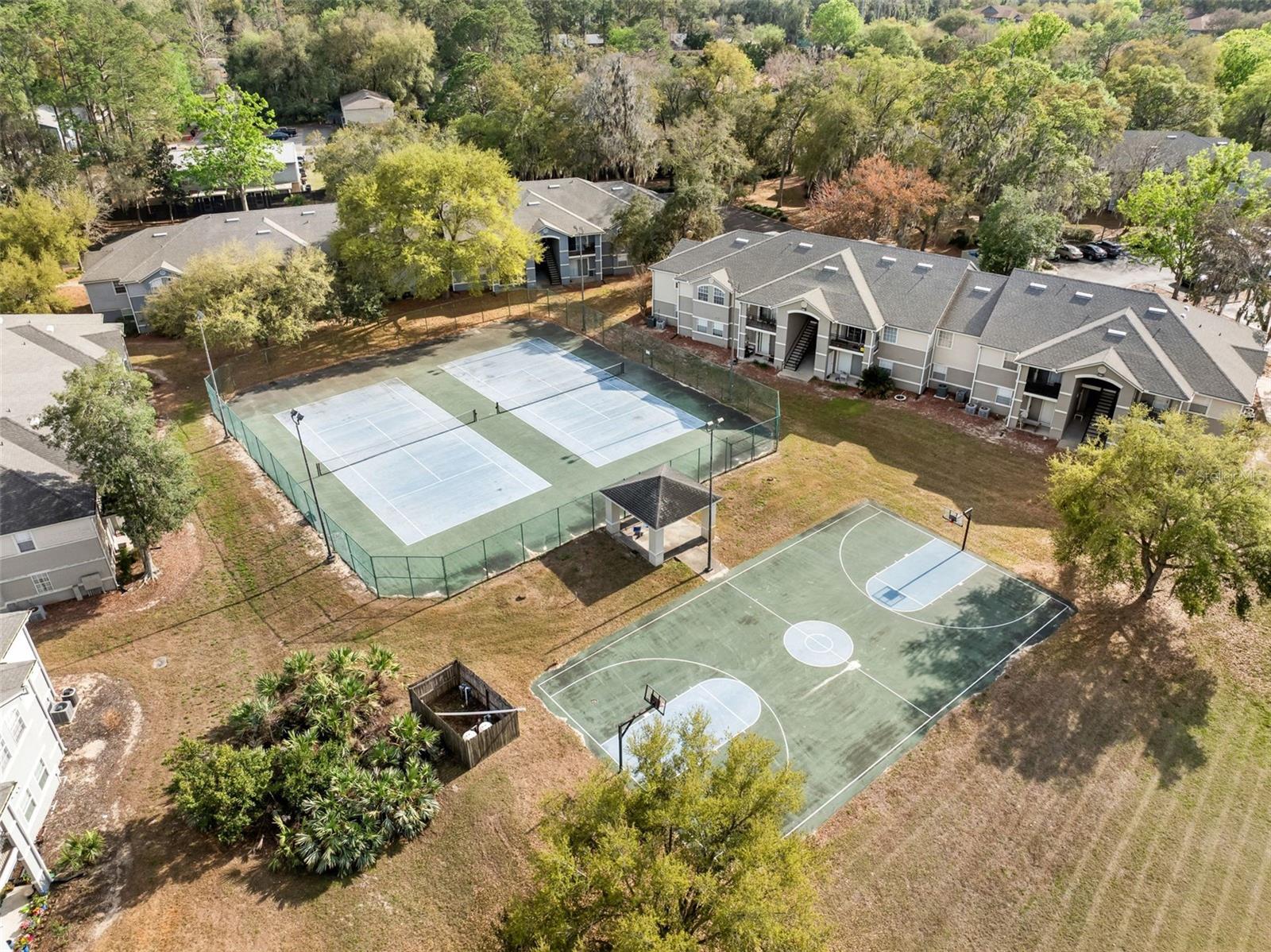 Image 22 of 27 For 3705 27th Street 615