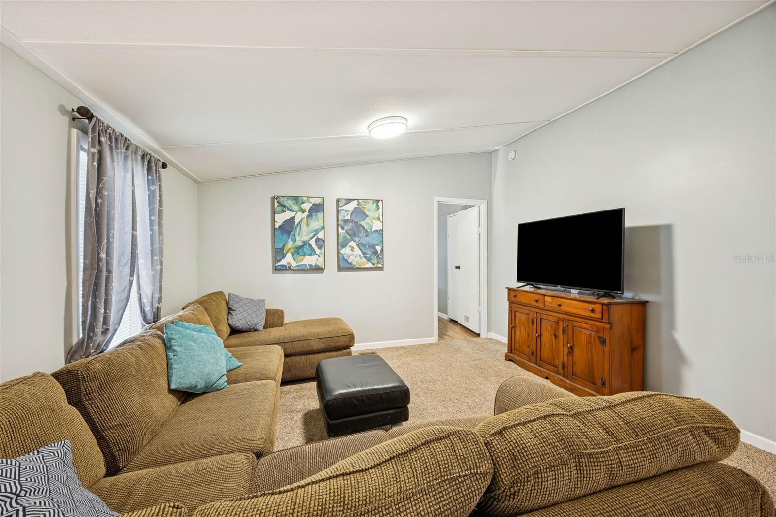 Image 11 of 51 For 111 Fairway Lane