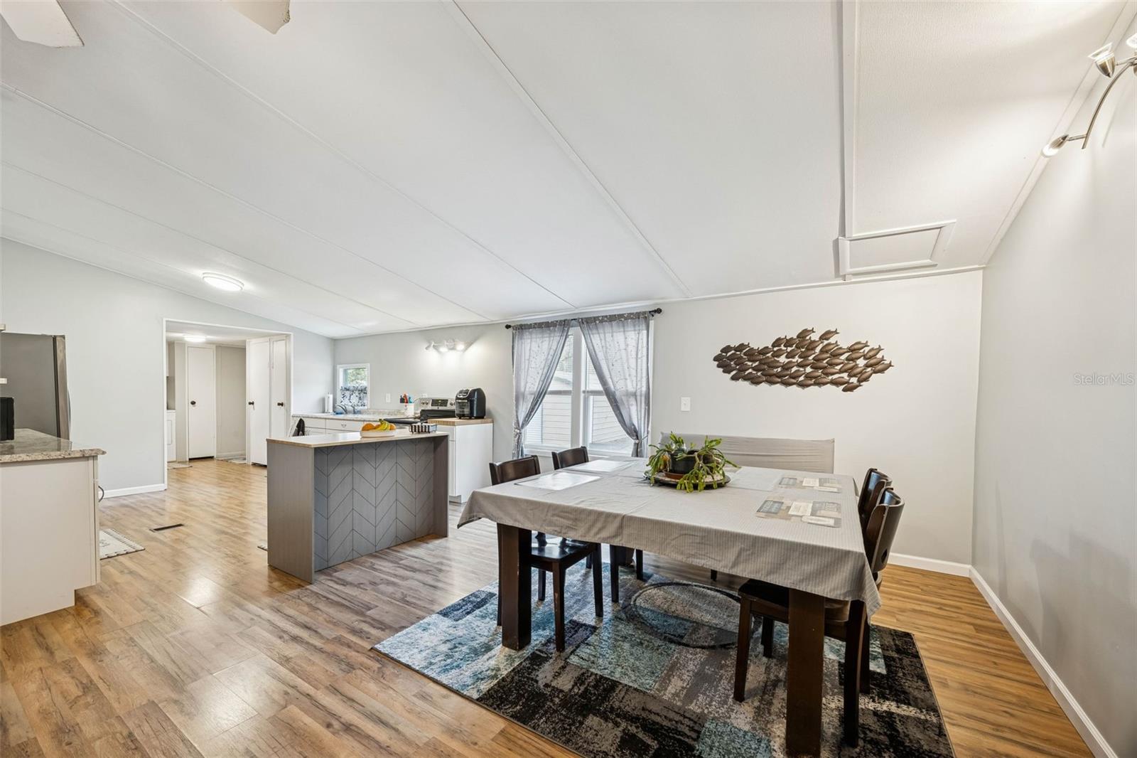 Image 12 of 51 For 111 Fairway Lane