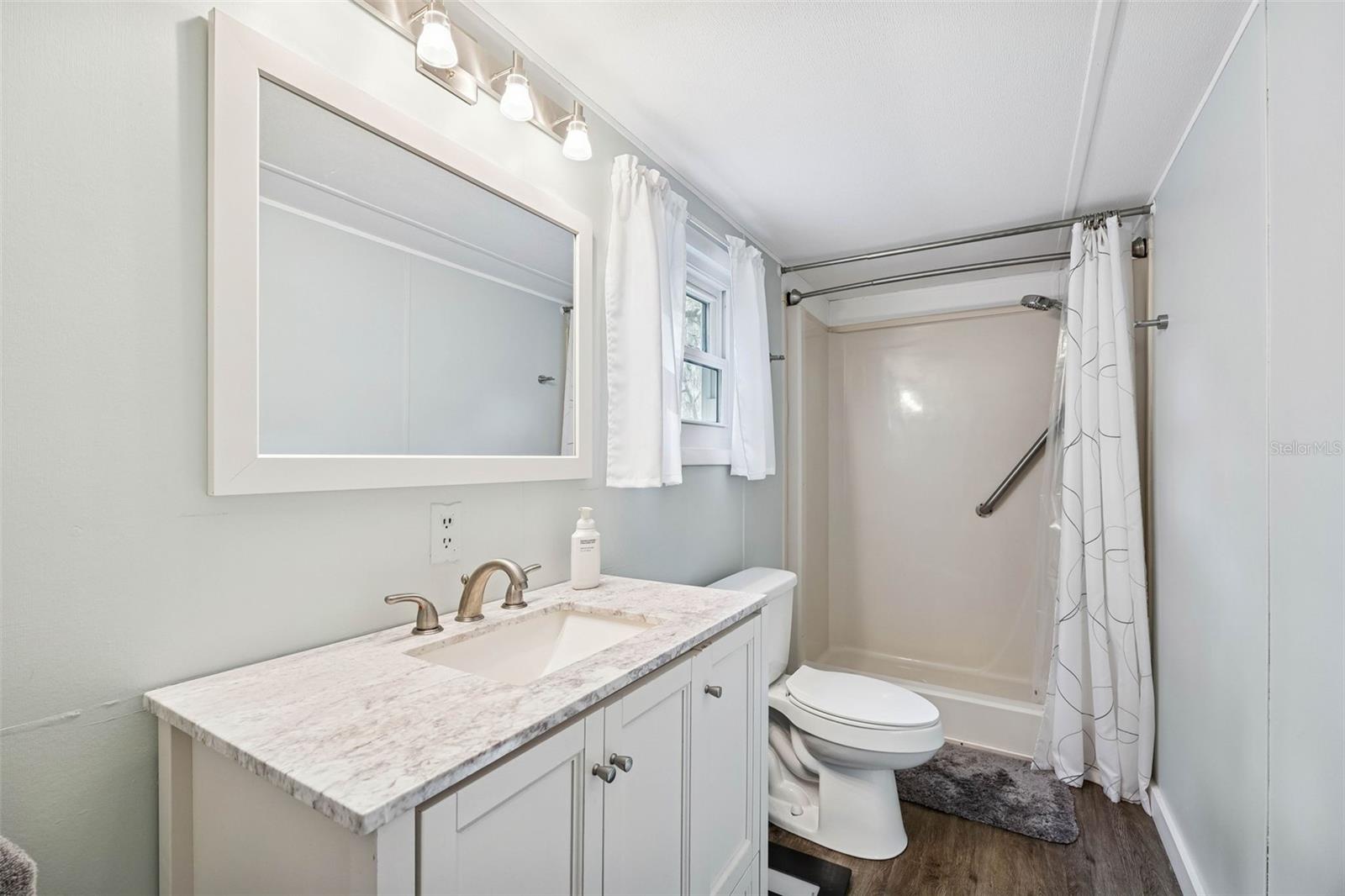 Image 25 of 51 For 111 Fairway Lane