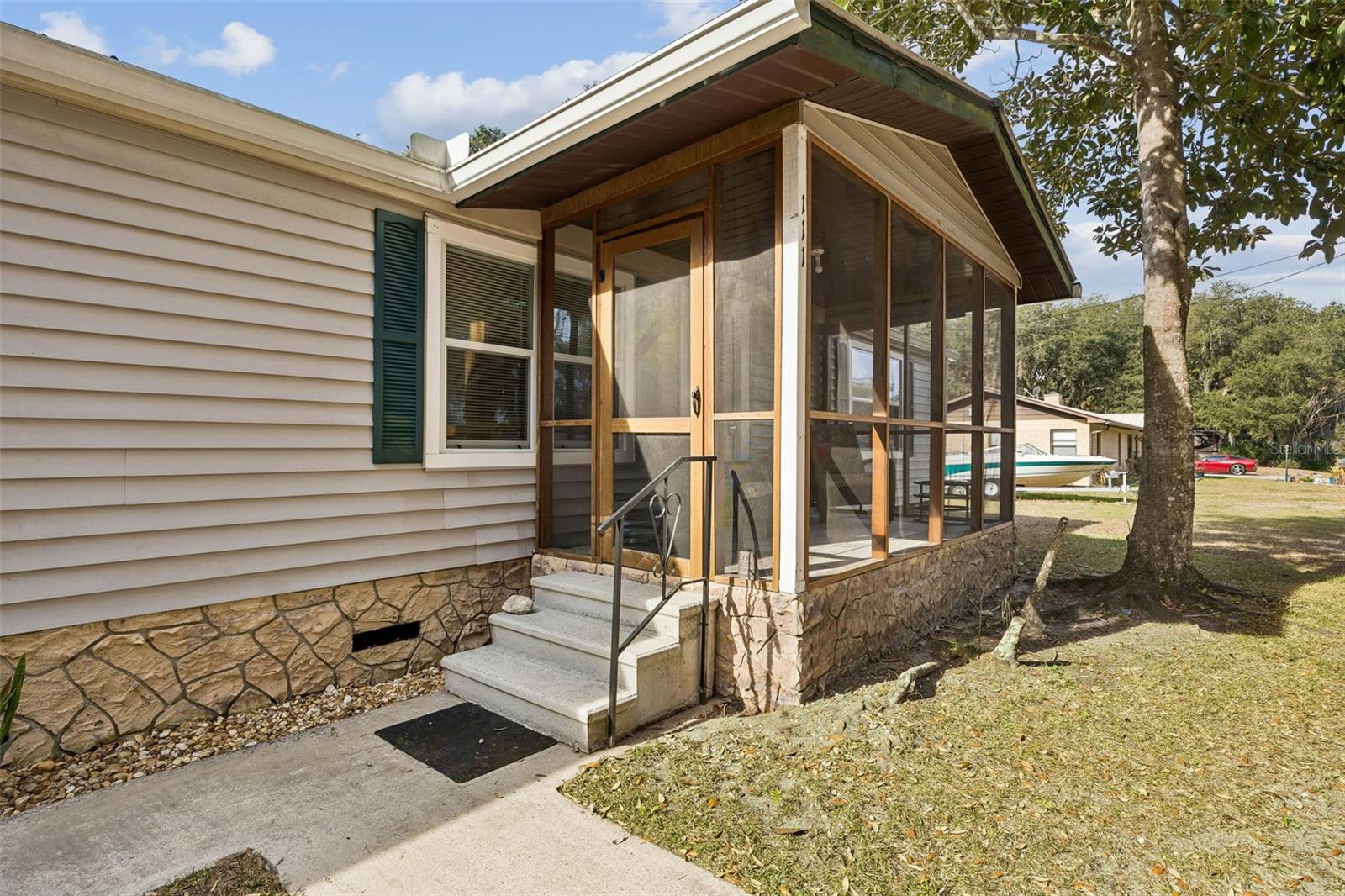 Image 5 of 51 For 111 Fairway Lane