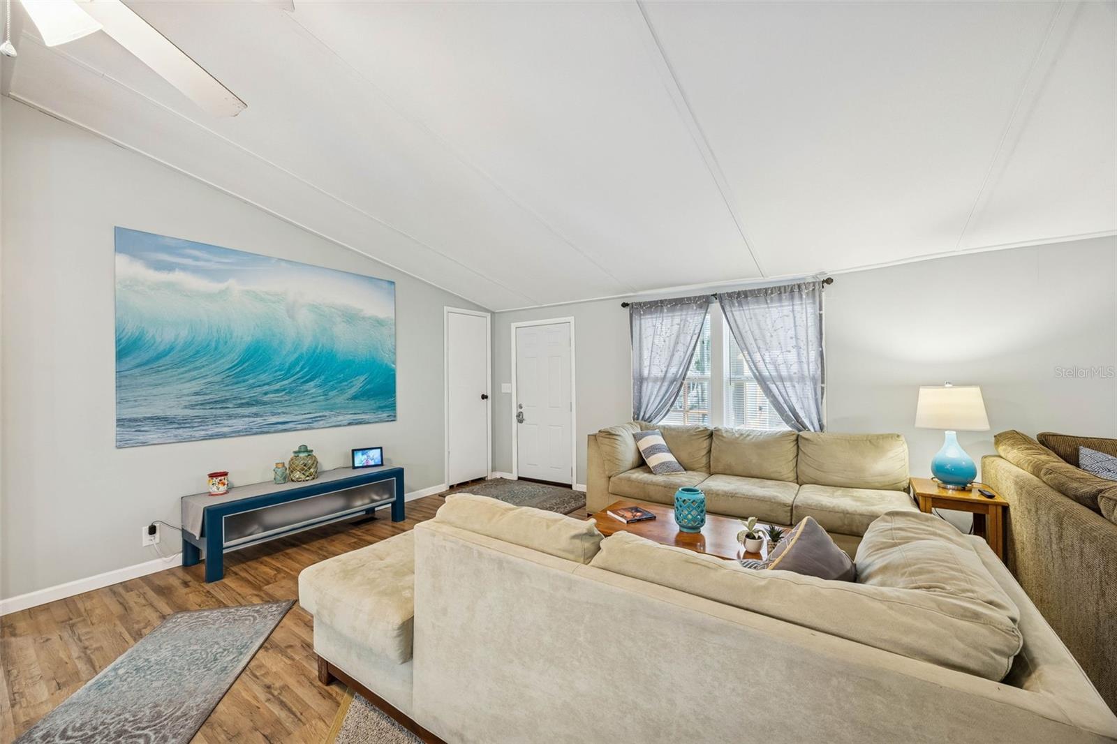 Image 8 of 51 For 111 Fairway Lane