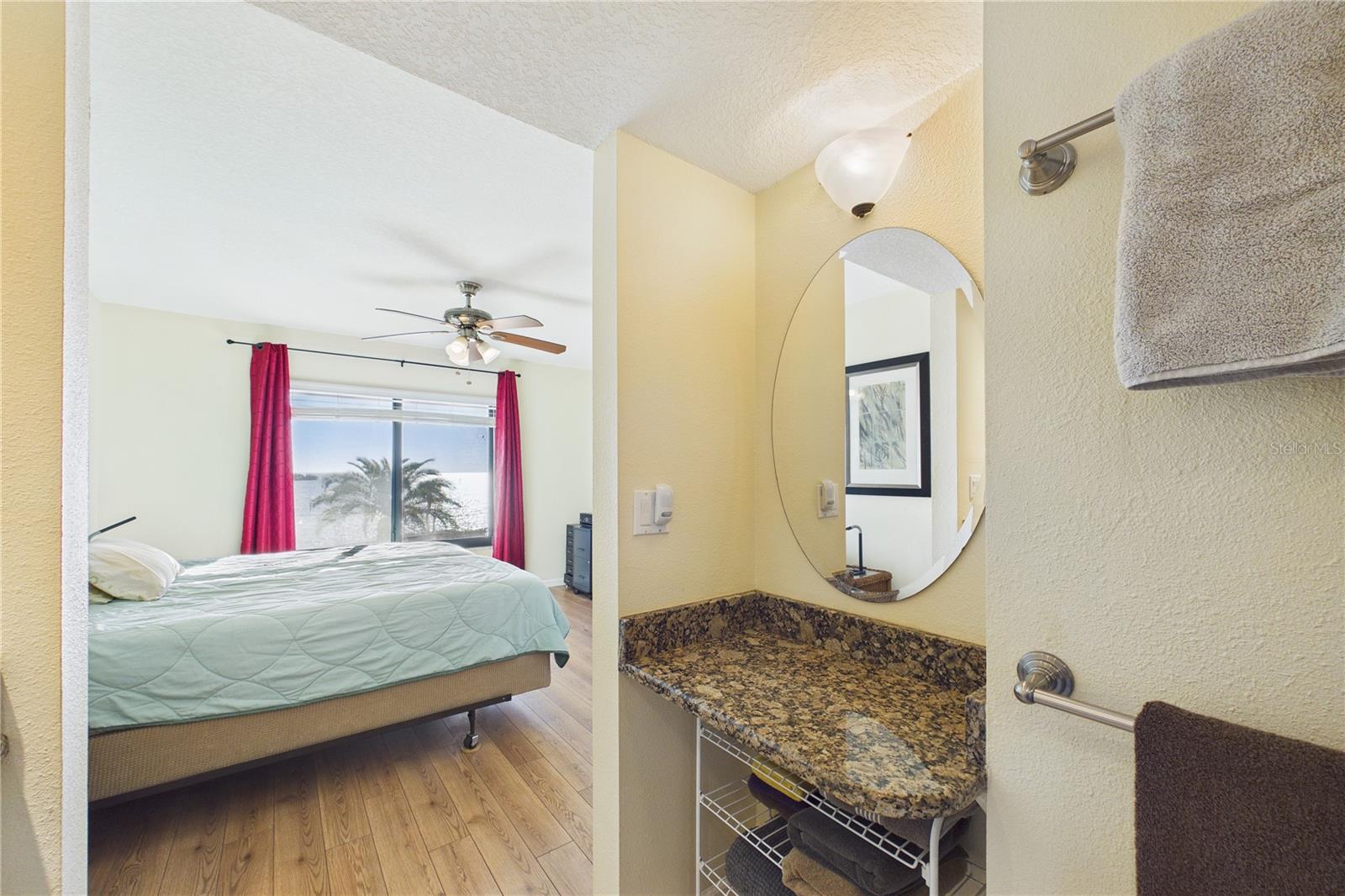 Image 23 of 52 For 4550 Bay Boulevard 1226