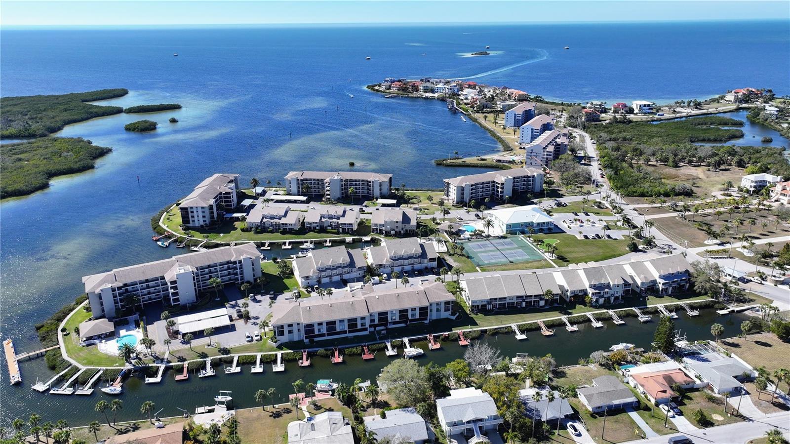 Image 49 of 52 For 4550 Bay Boulevard 1226