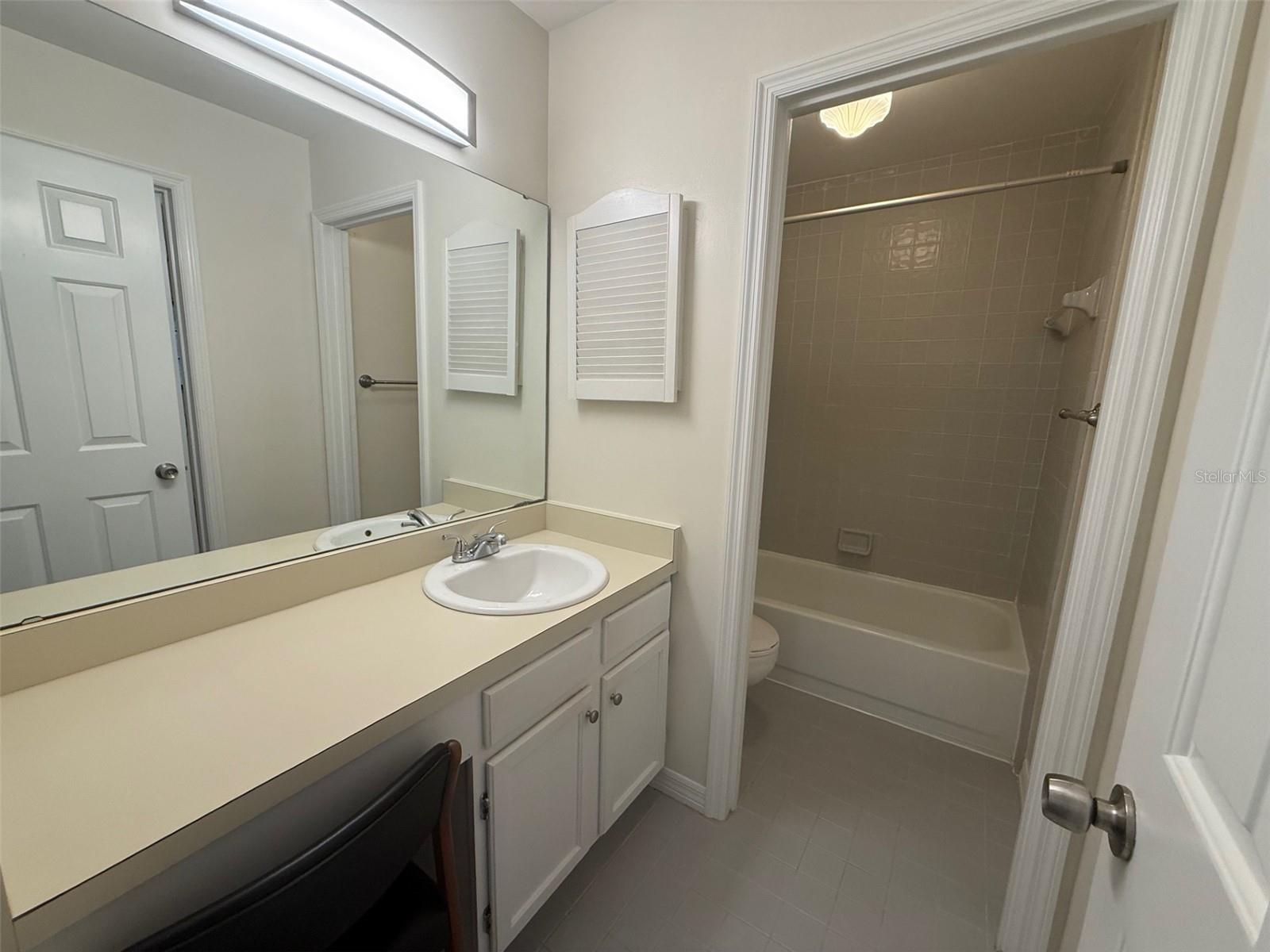 Image 16 of 26 For 7078 52nd Terrace