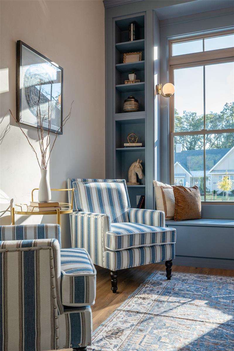 Image 17 of 35 For 14098 7th Place