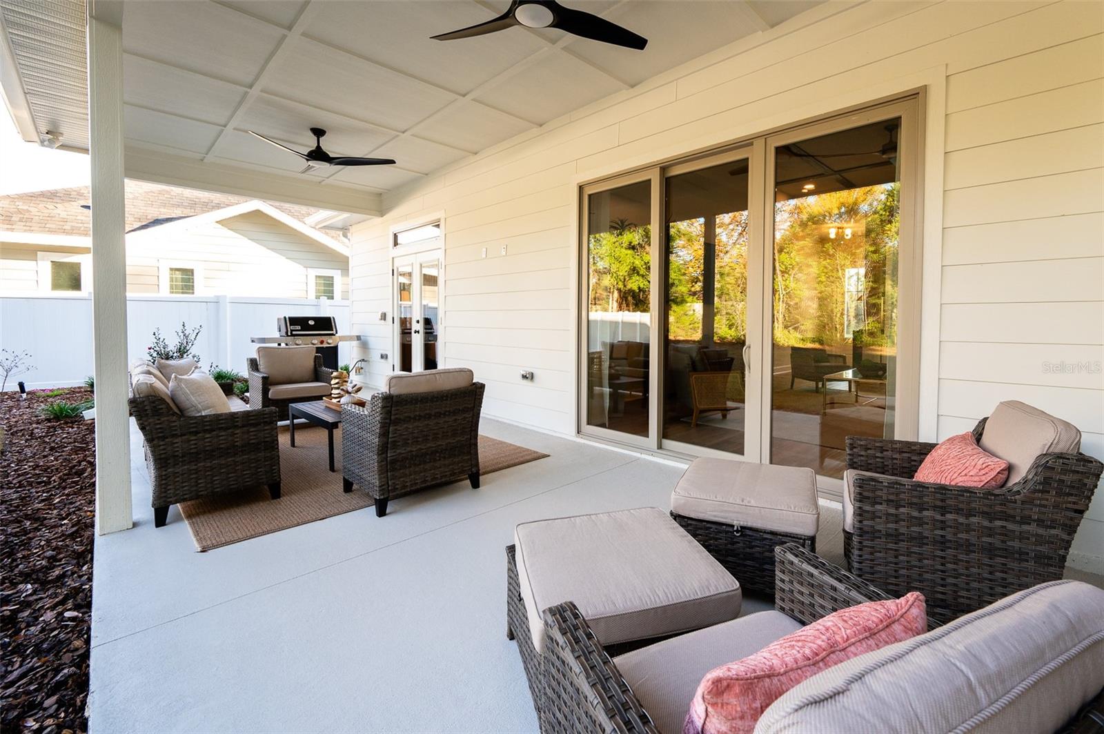 Image 29 of 35 For 14098 7th Place