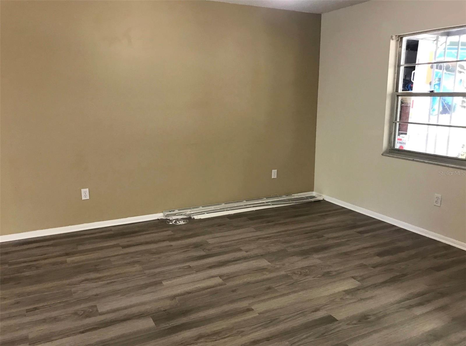 Image 4 of 15 For 4215 20th Drive