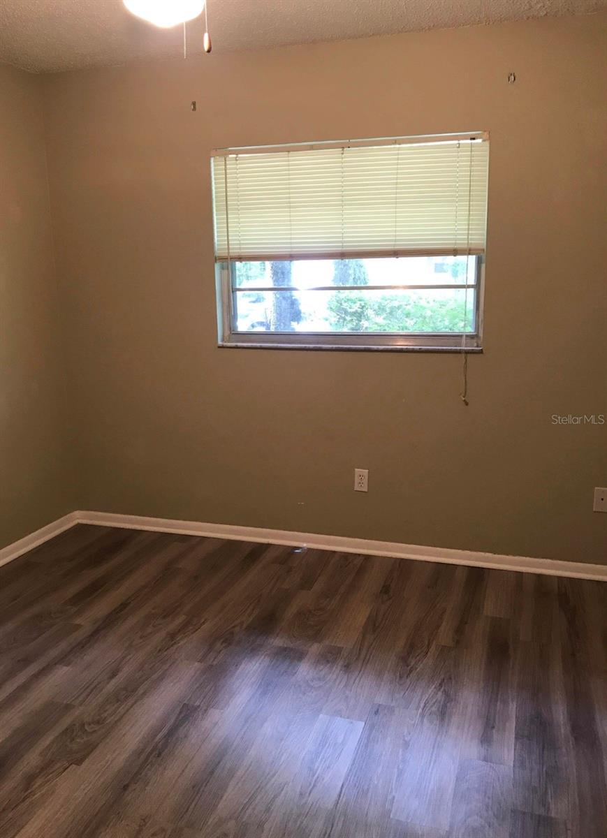 Image 5 of 15 For 4215 20th Drive