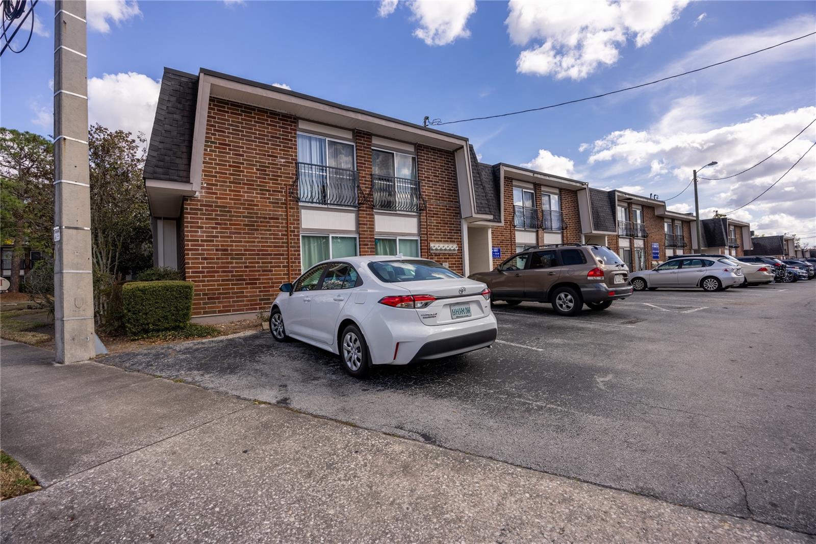 Image 19 of 22 For 1700 16th Court E2