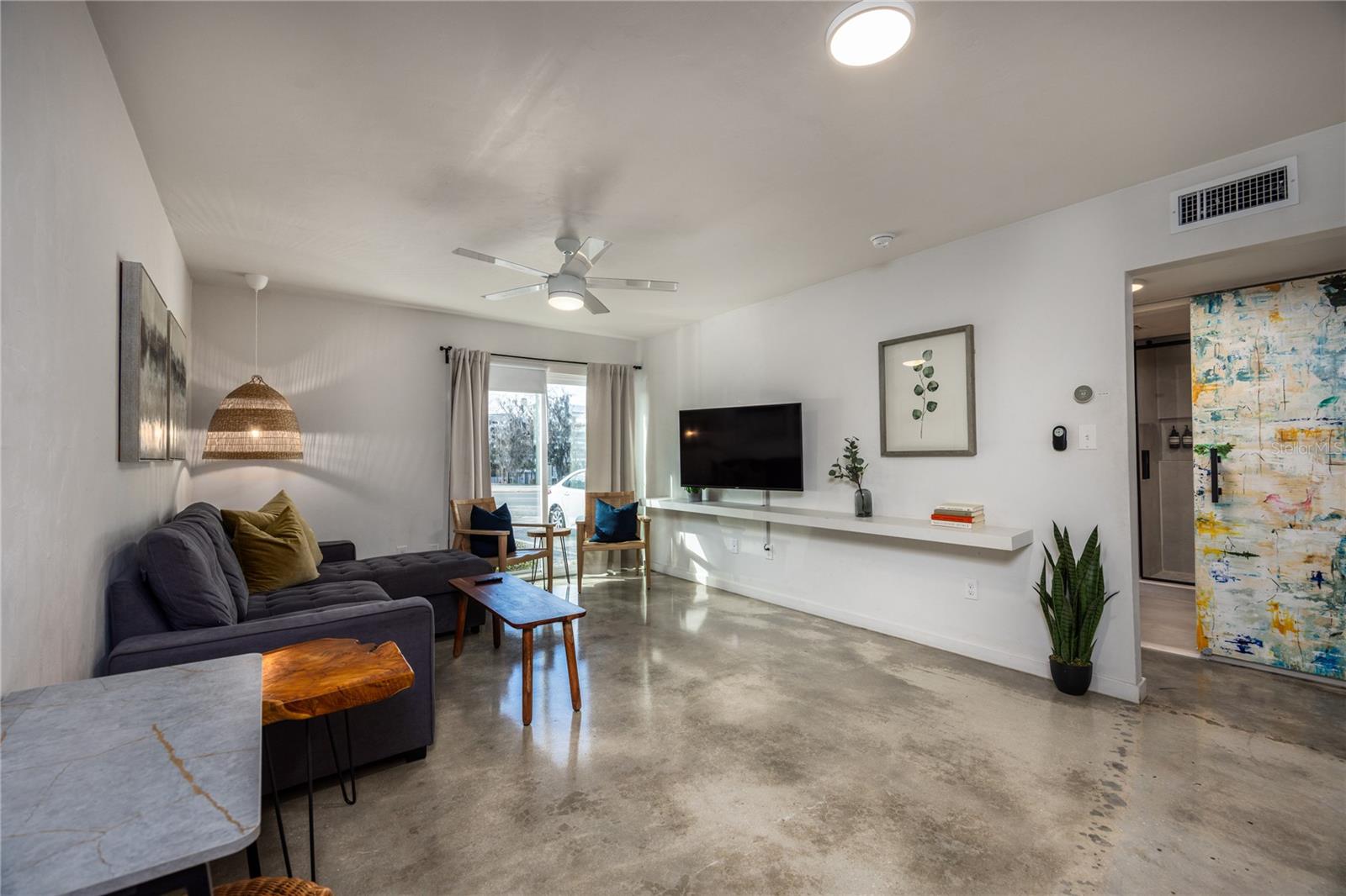 Image 3 of 22 For 1700 16th Court E2