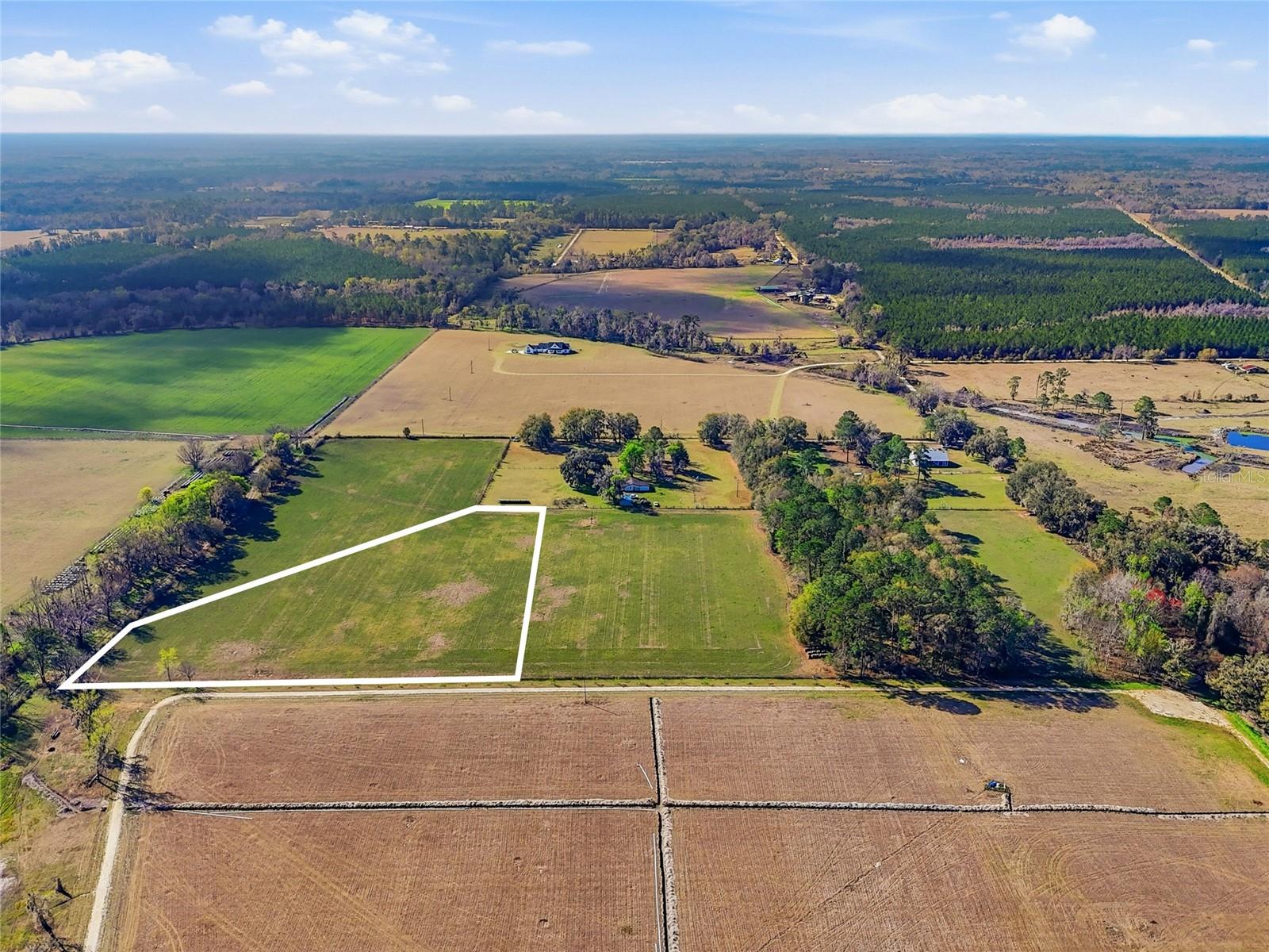 Image 4 of 6 For County Rd 239