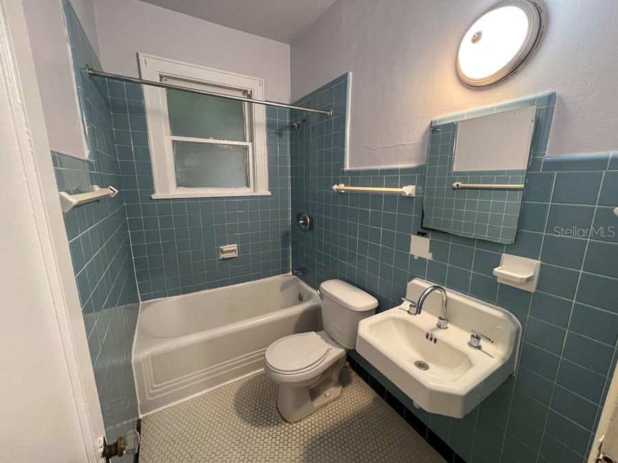 Image 12 of 18 For 1118 3rd Avenue