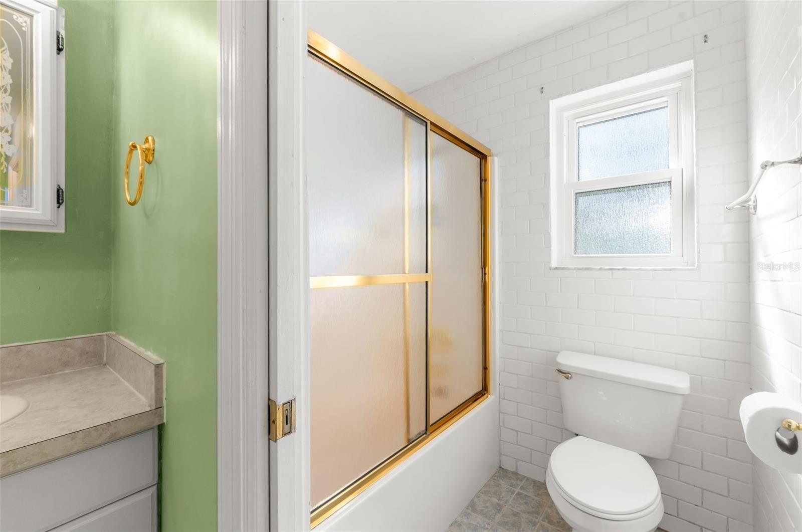 Image 15 of 47 For 5150 56th Street