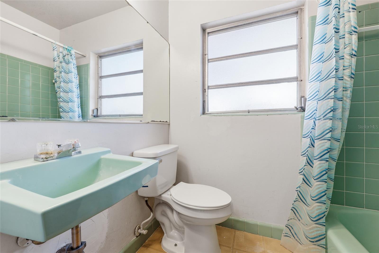 Image 13 of 21 For 2049 15th Street