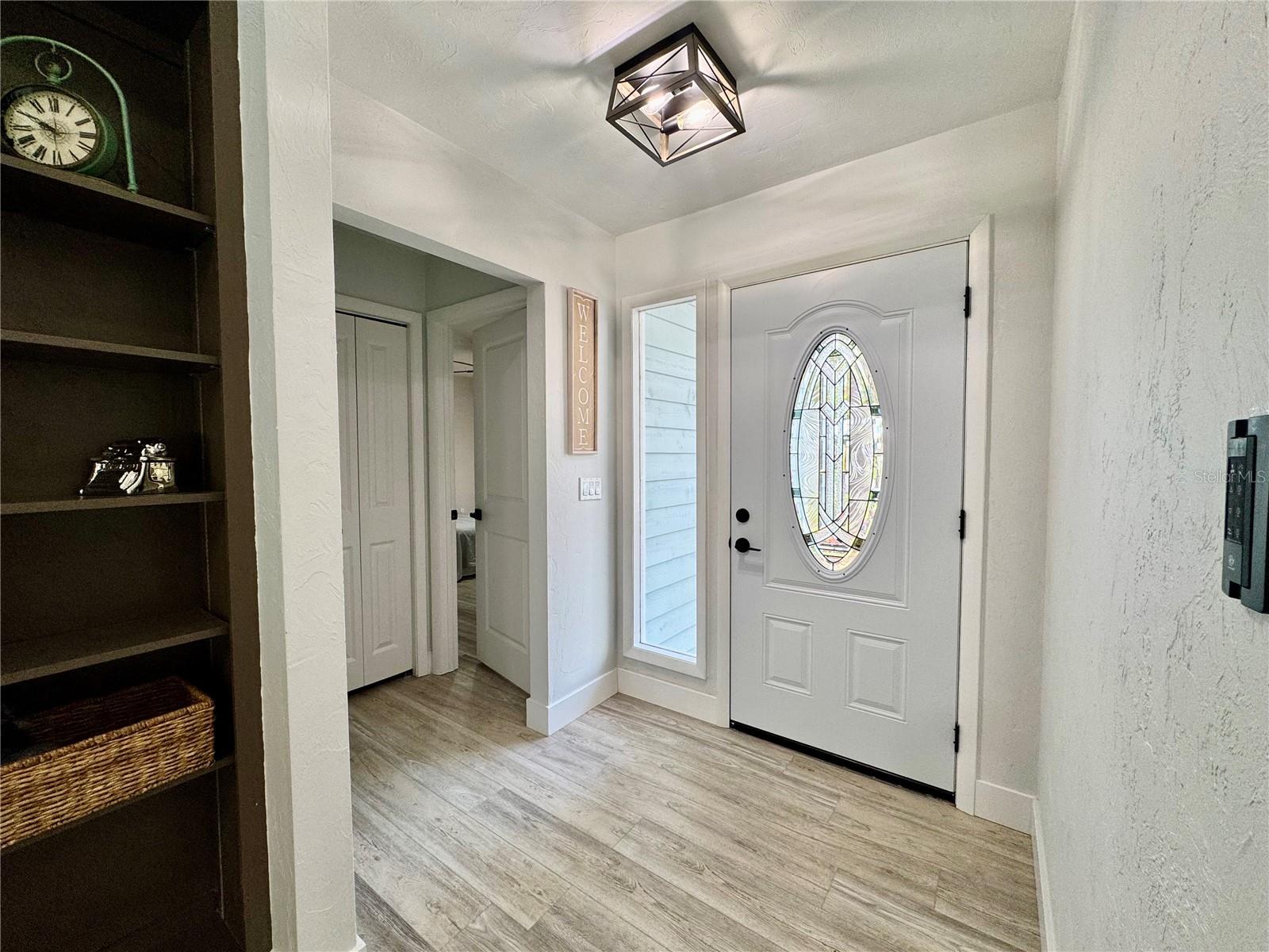 Image 3 of 36 For 5407 82nd Terrace