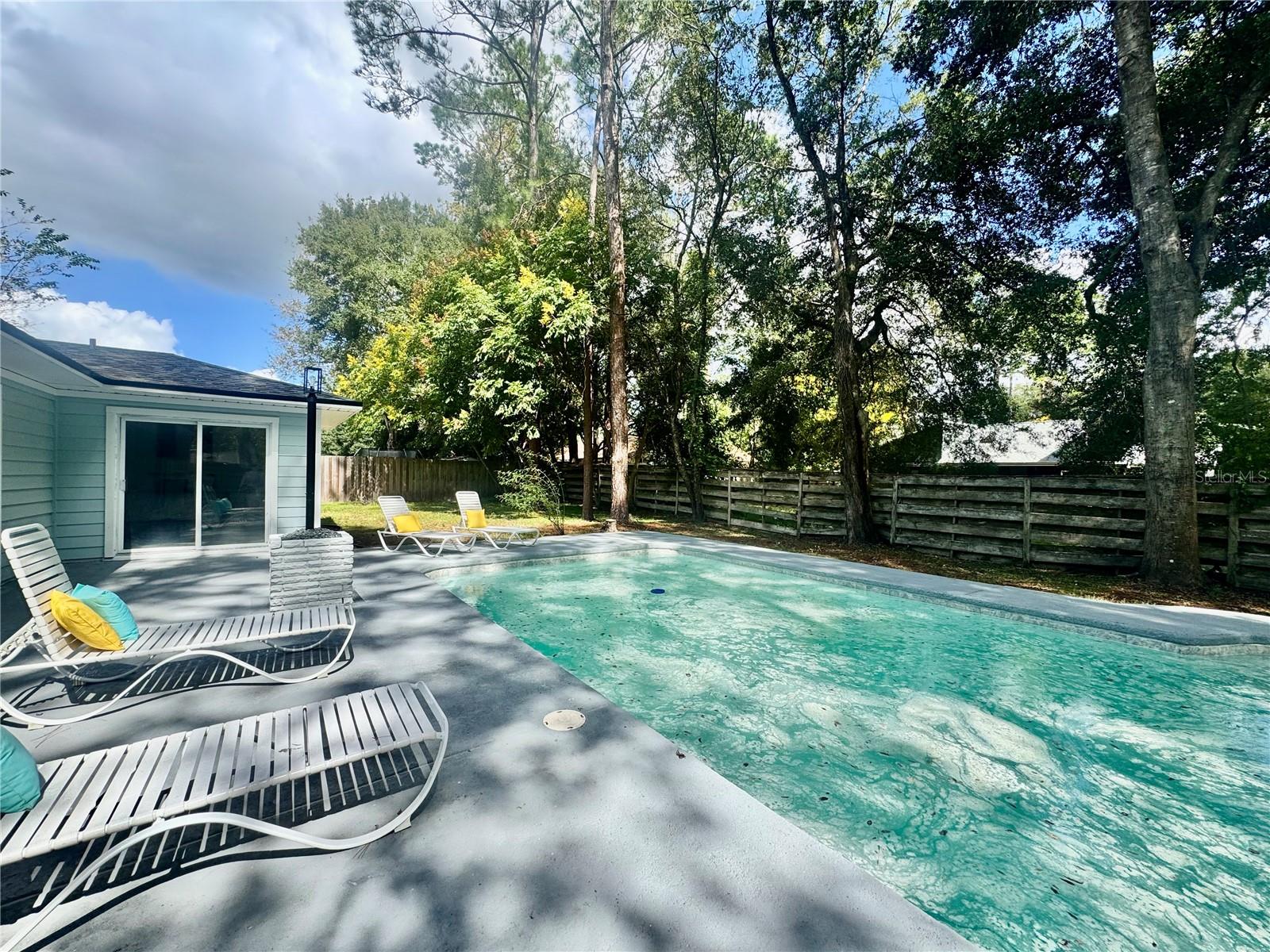 Image 30 of 36 For 5407 82nd Terrace