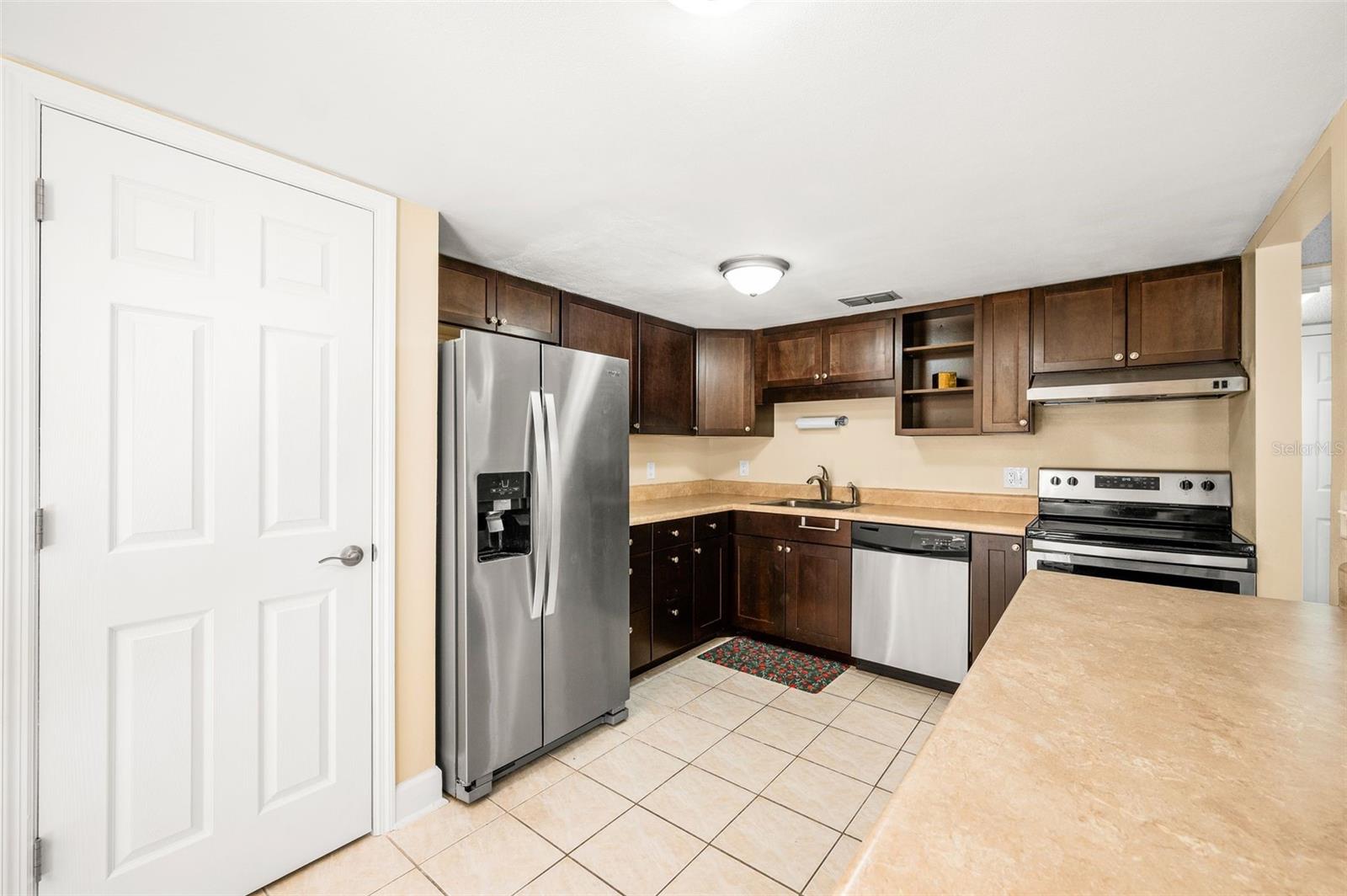 Image 11 of 31 For 3012 28th Circle