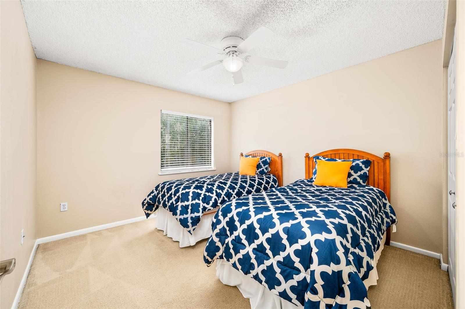 Image 19 of 31 For 3012 28th Circle