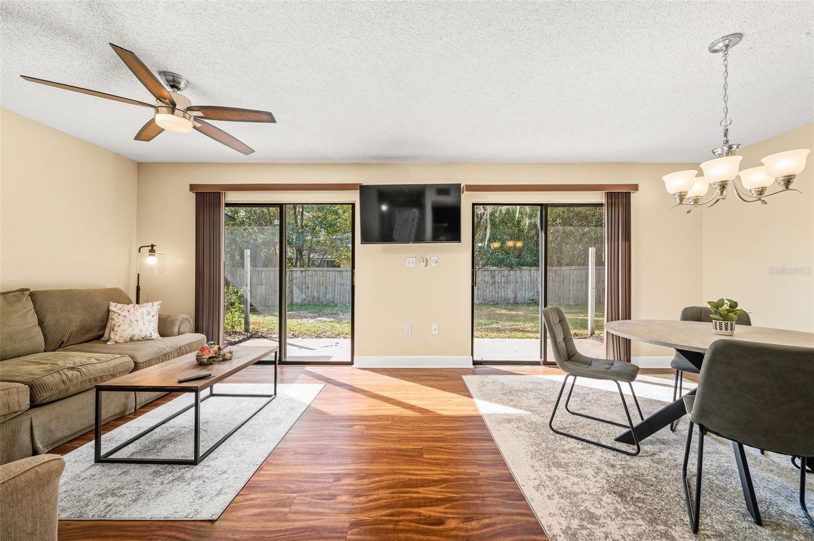 Image 6 of 31 For 3012 28th Circle