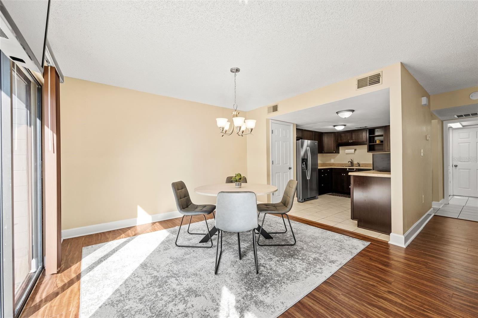 Image 8 of 31 For 3012 28th Circle