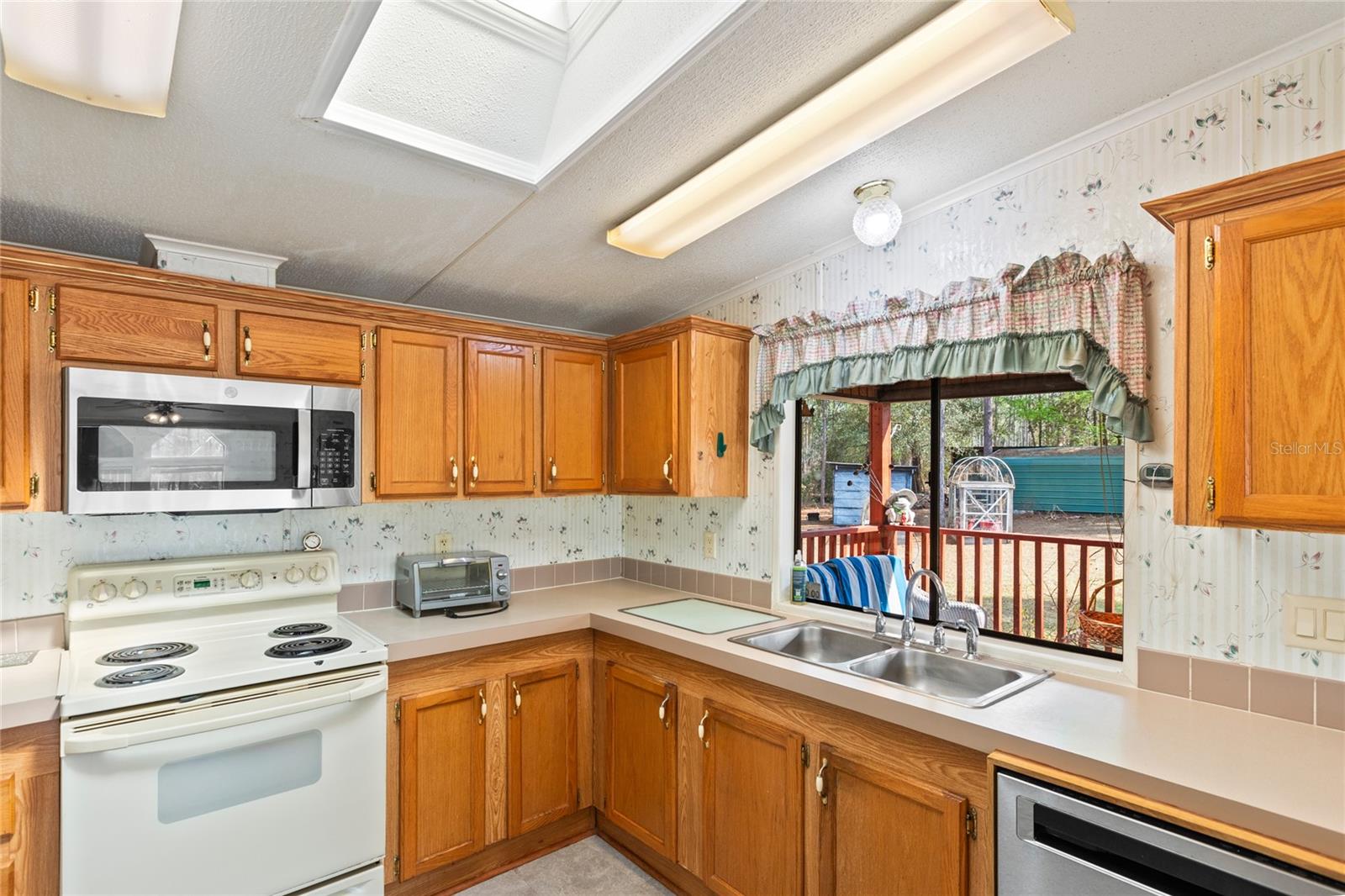 Image 17 of 50 For 110 Hill Top Loop