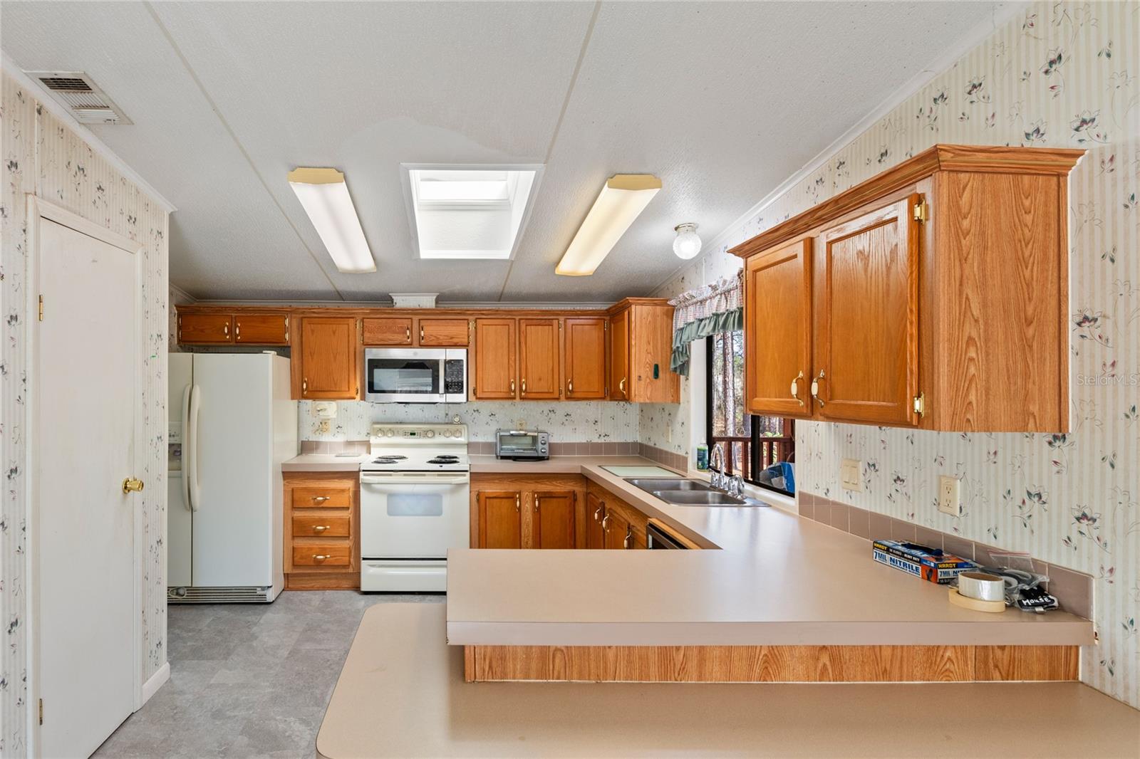 Image 19 of 50 For 110 Hill Top Loop