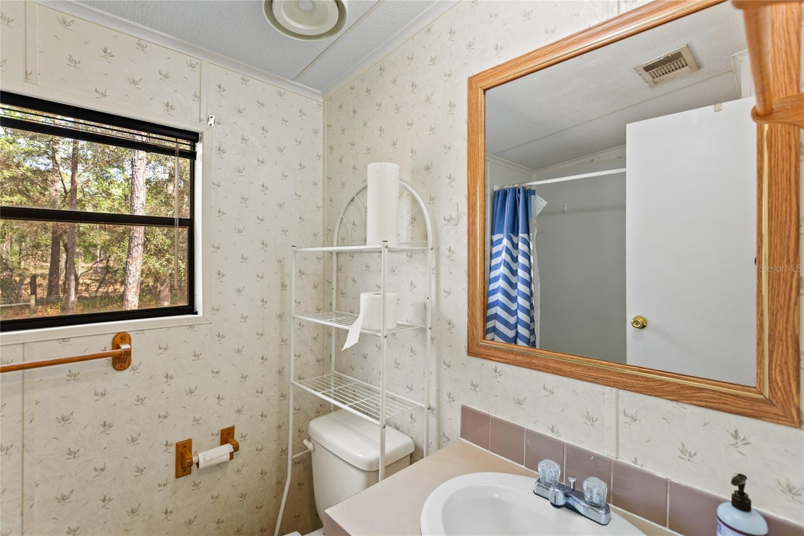 Image 31 of 50 For 110 Hill Top Loop