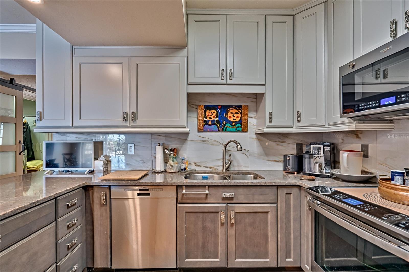 Image 15 of 37 For 201 2nd Avenue 317