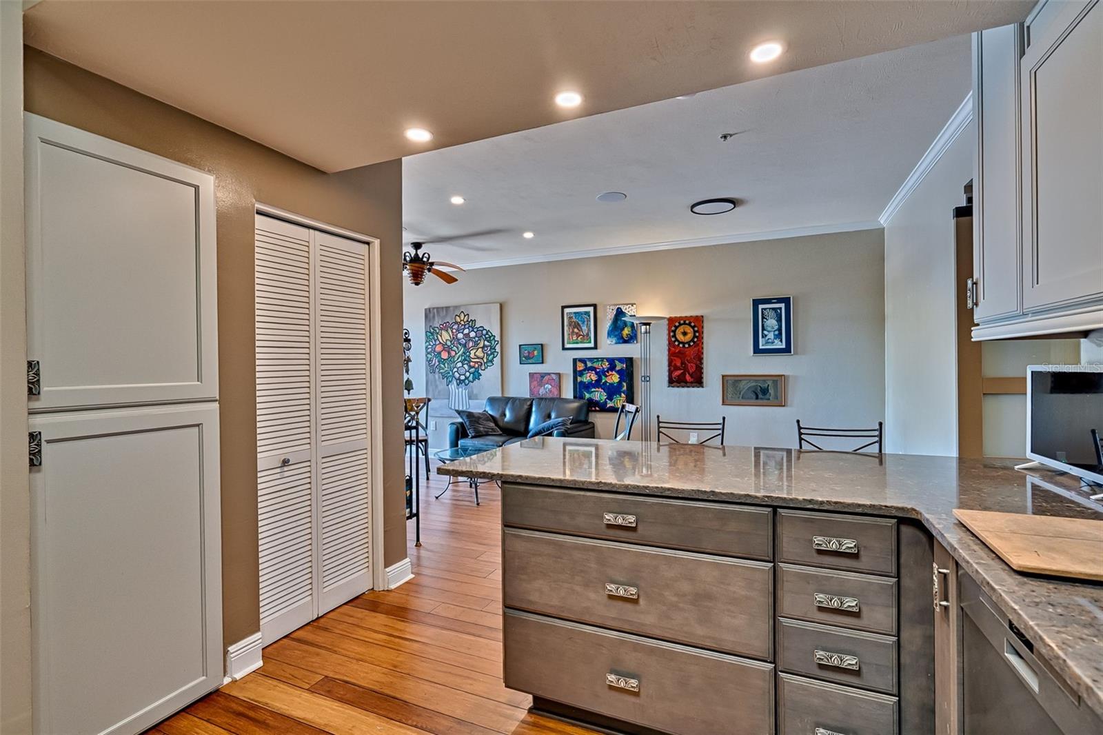 Image 16 of 37 For 201 2nd Avenue 317