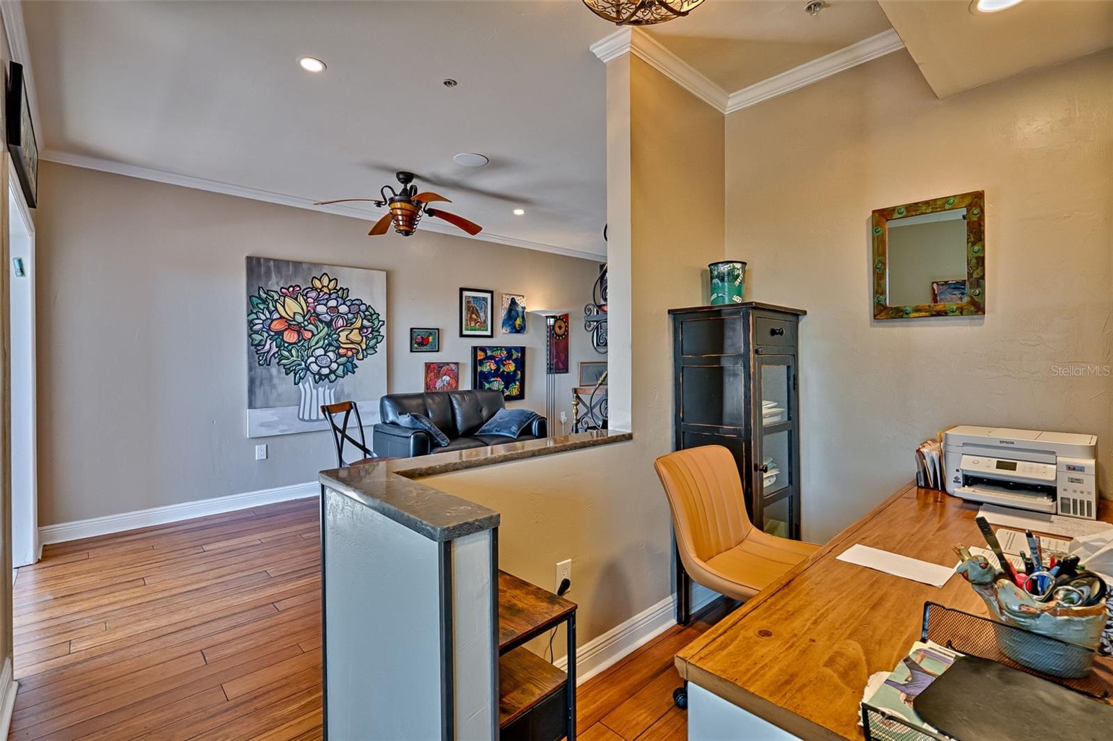 Image 19 of 37 For 201 2nd Avenue 317