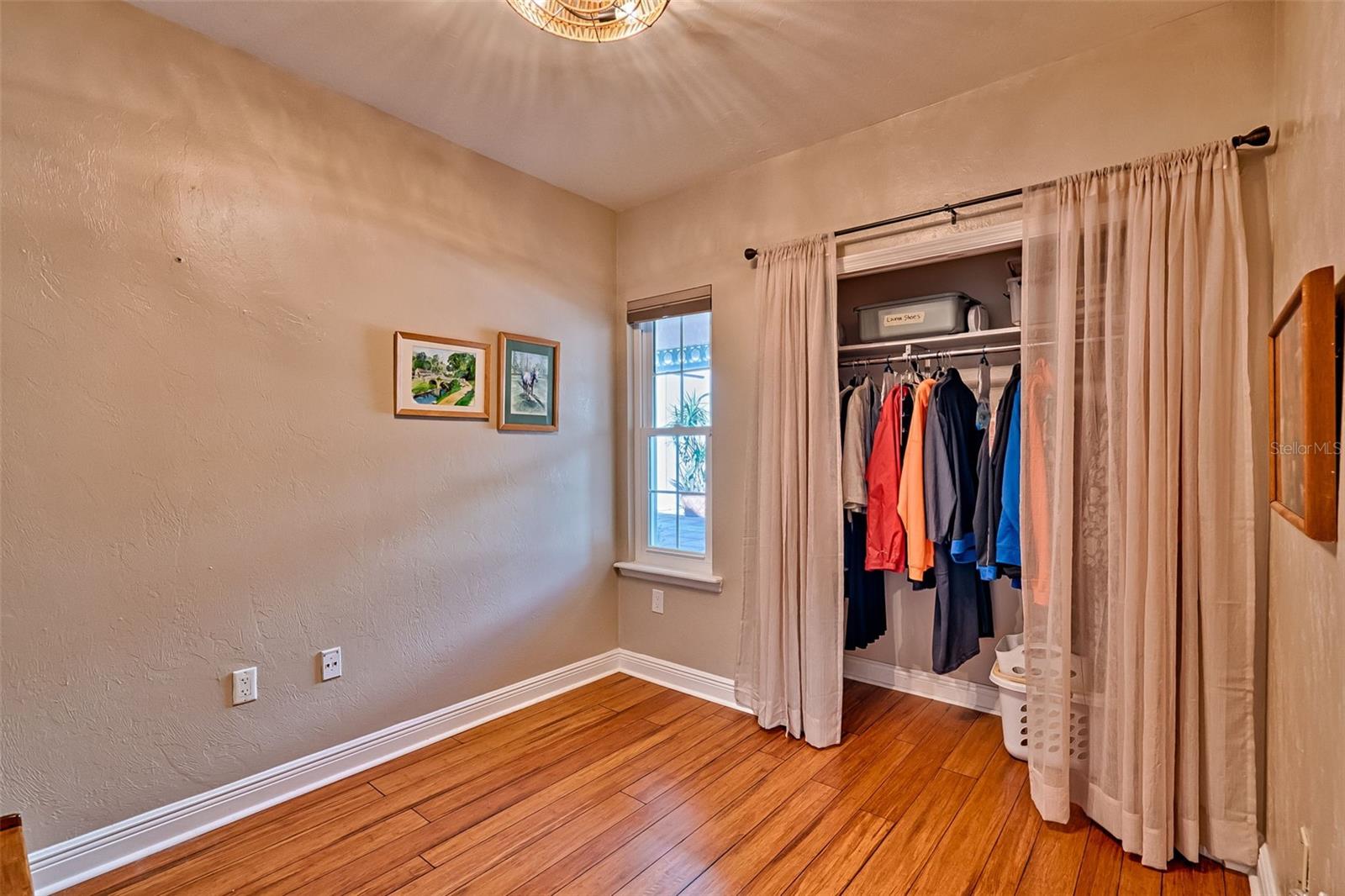 Image 28 of 37 For 201 2nd Avenue 317