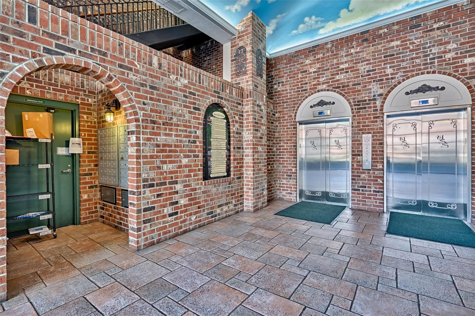 Image 7 of 37 For 201 2nd Avenue 317