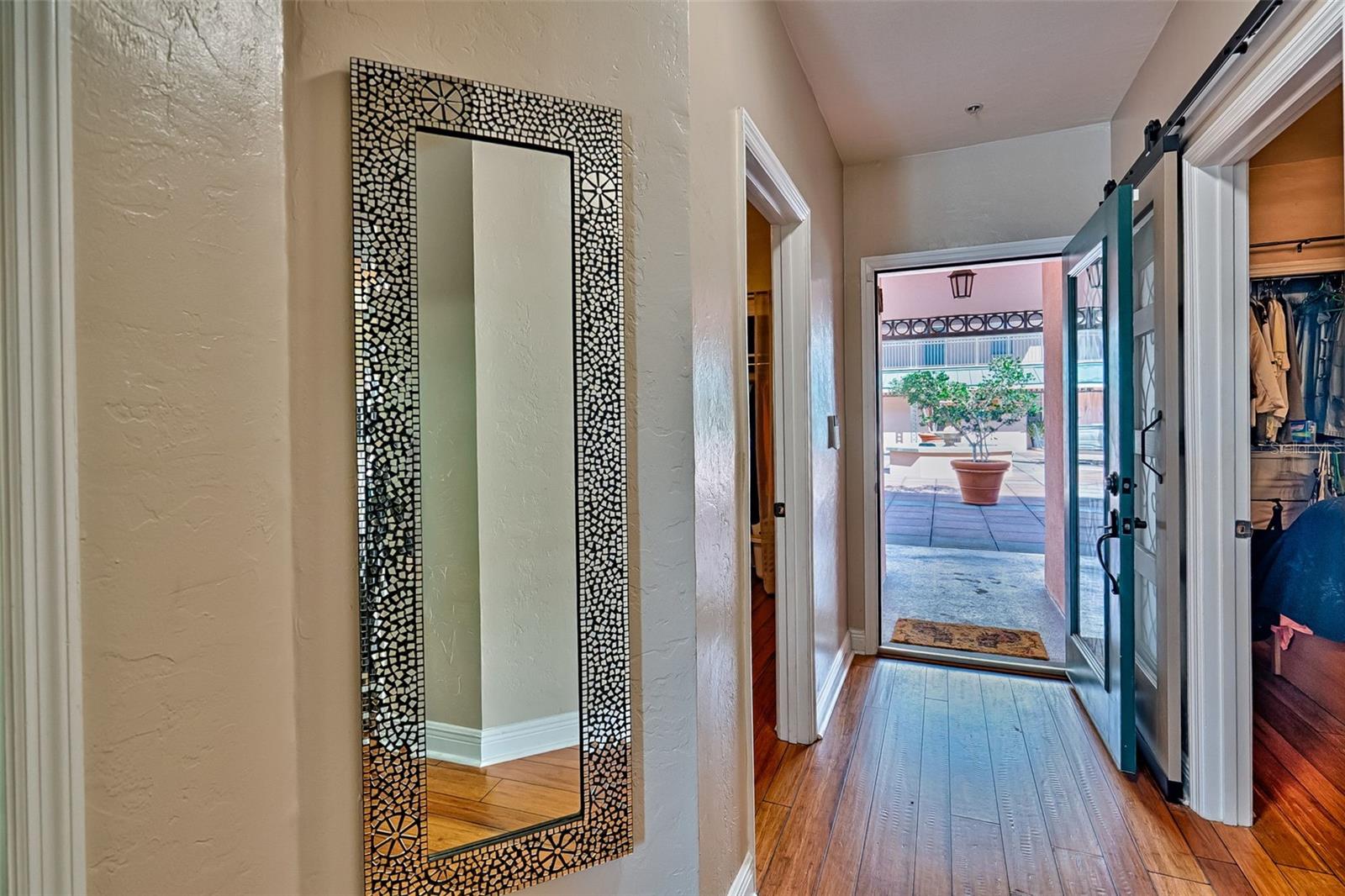 Image 9 of 37 For 201 2nd Avenue 317