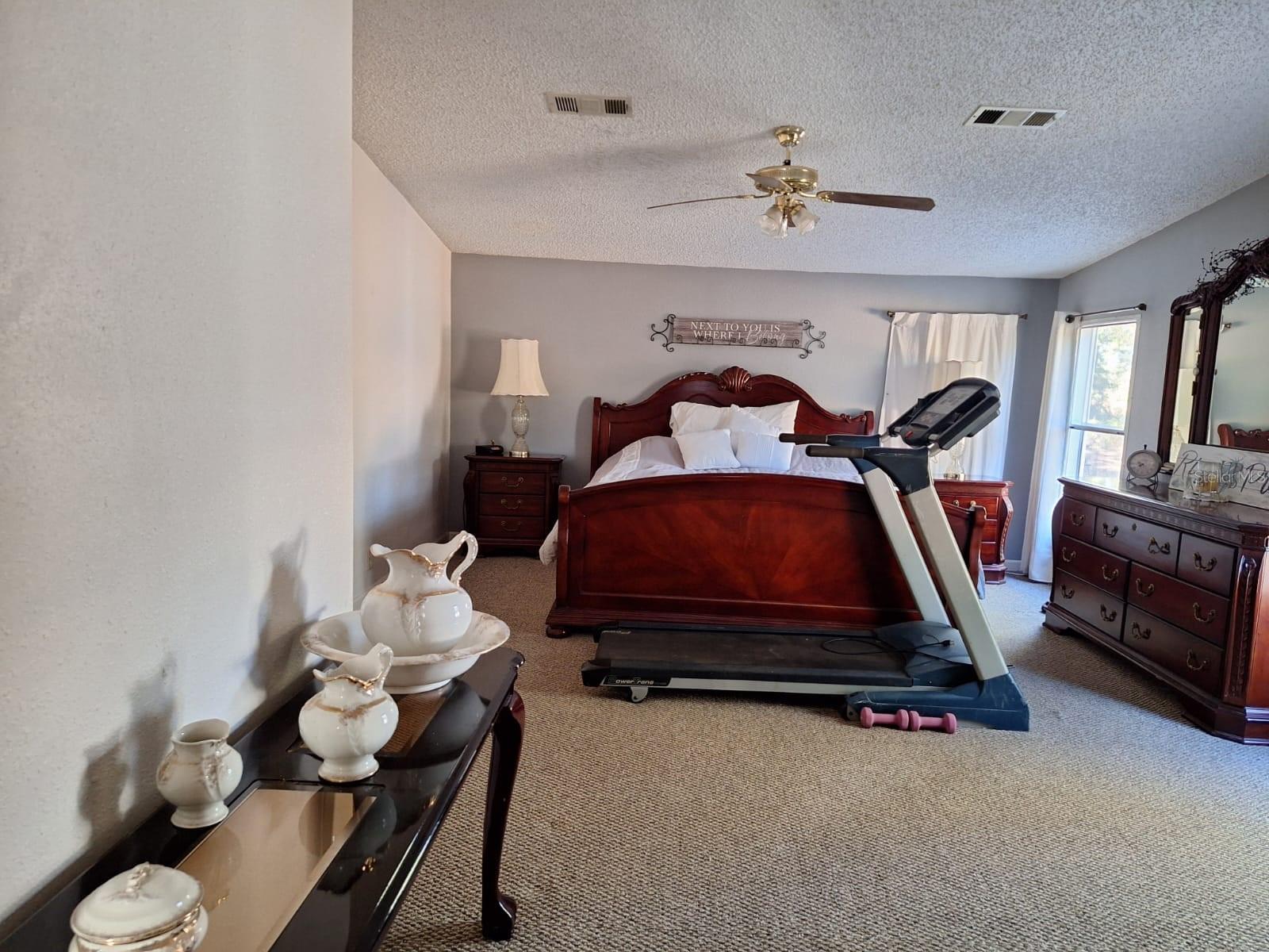 Image 18 of 39 For 14899 92nd Way