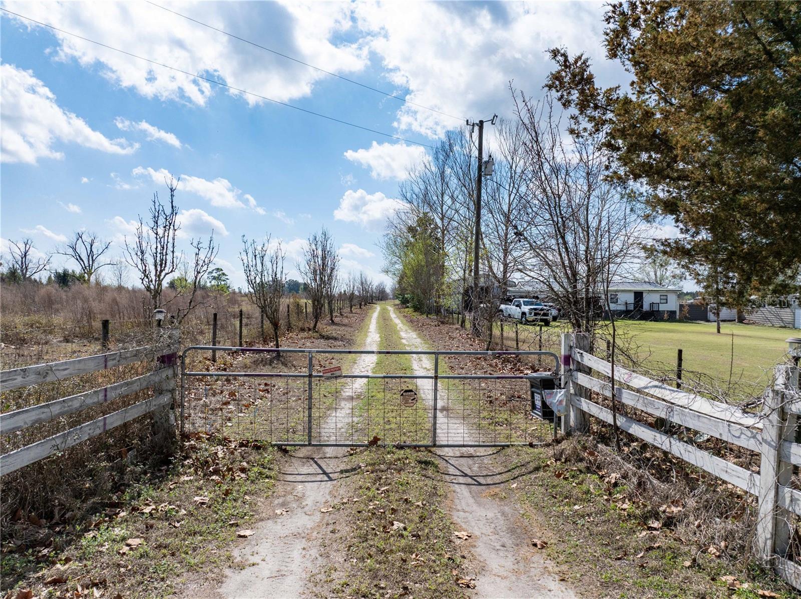 Image 9 of 23 For 3378 State Road 238