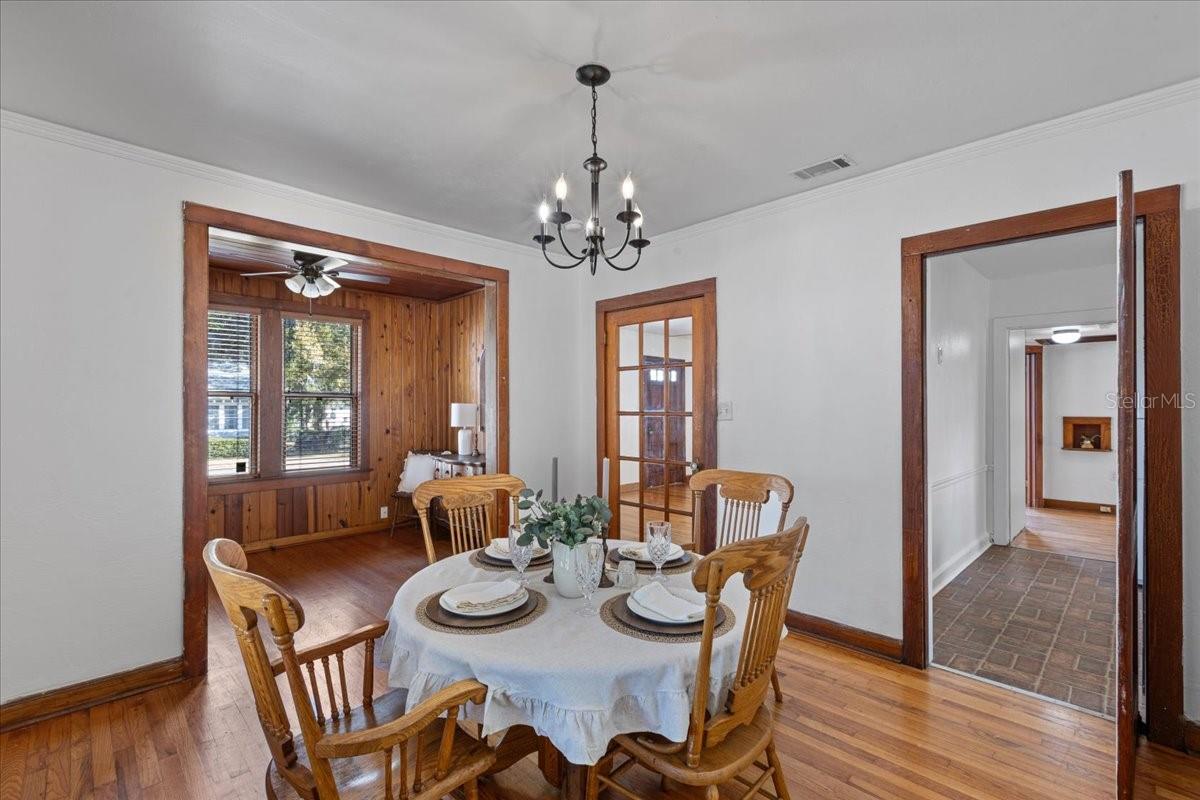 Image 13 of 47 For 396 Hillsboro Street