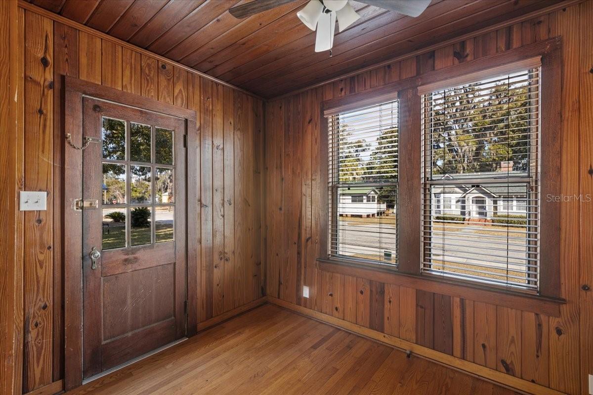 Image 14 of 47 For 396 Hillsboro Street