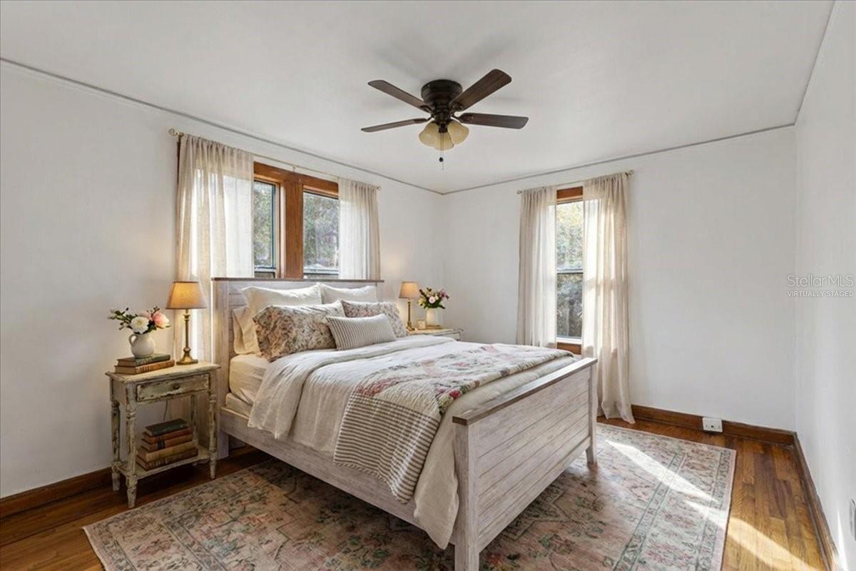 Image 23 of 47 For 396 Hillsboro Street