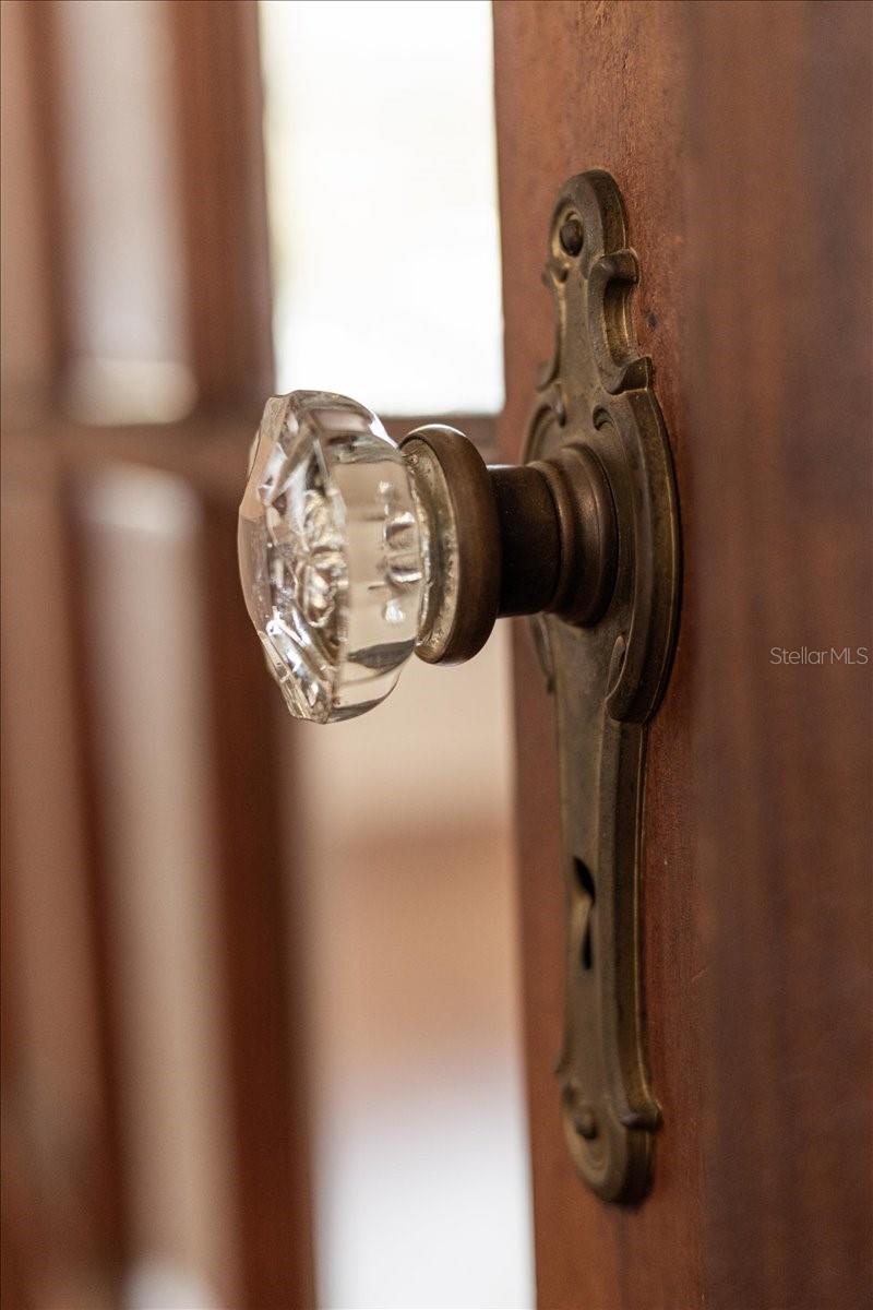 Image 26 of 47 For 396 Hillsboro Street