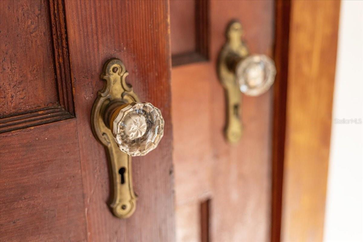 Image 30 of 47 For 396 Hillsboro Street