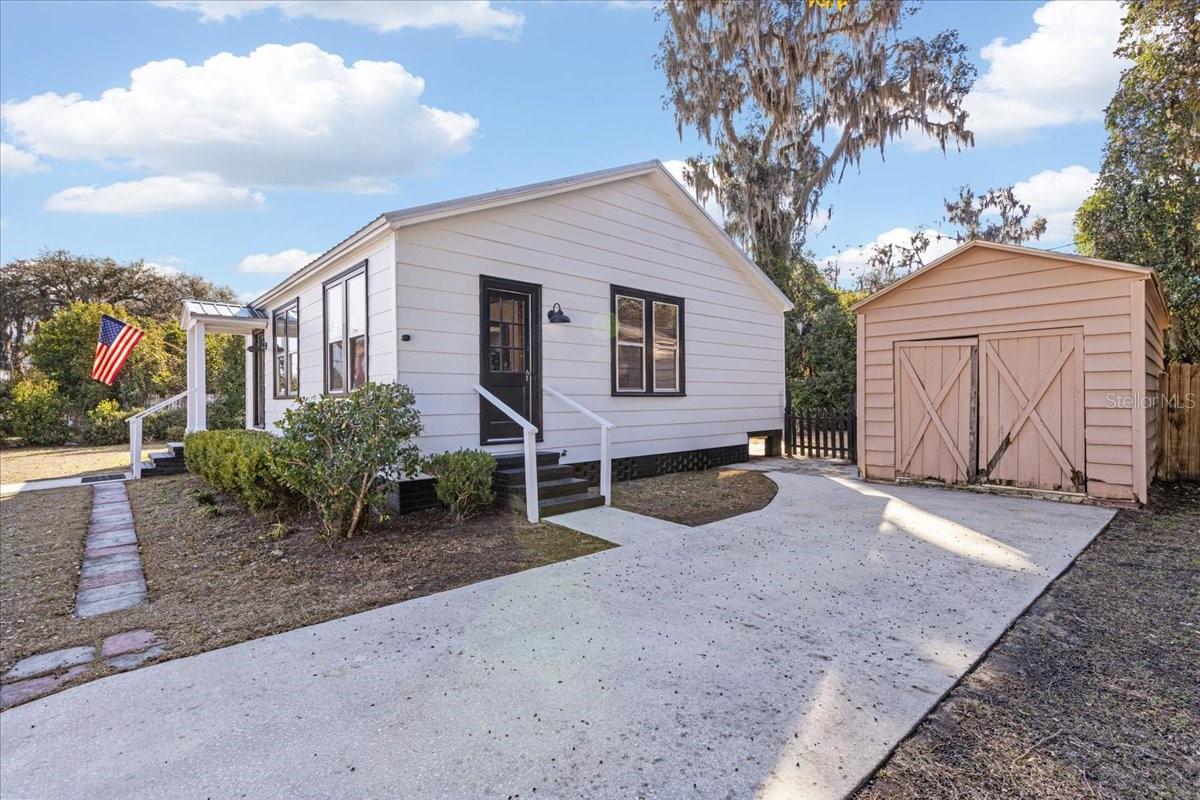 Image 37 of 47 For 396 Hillsboro Street